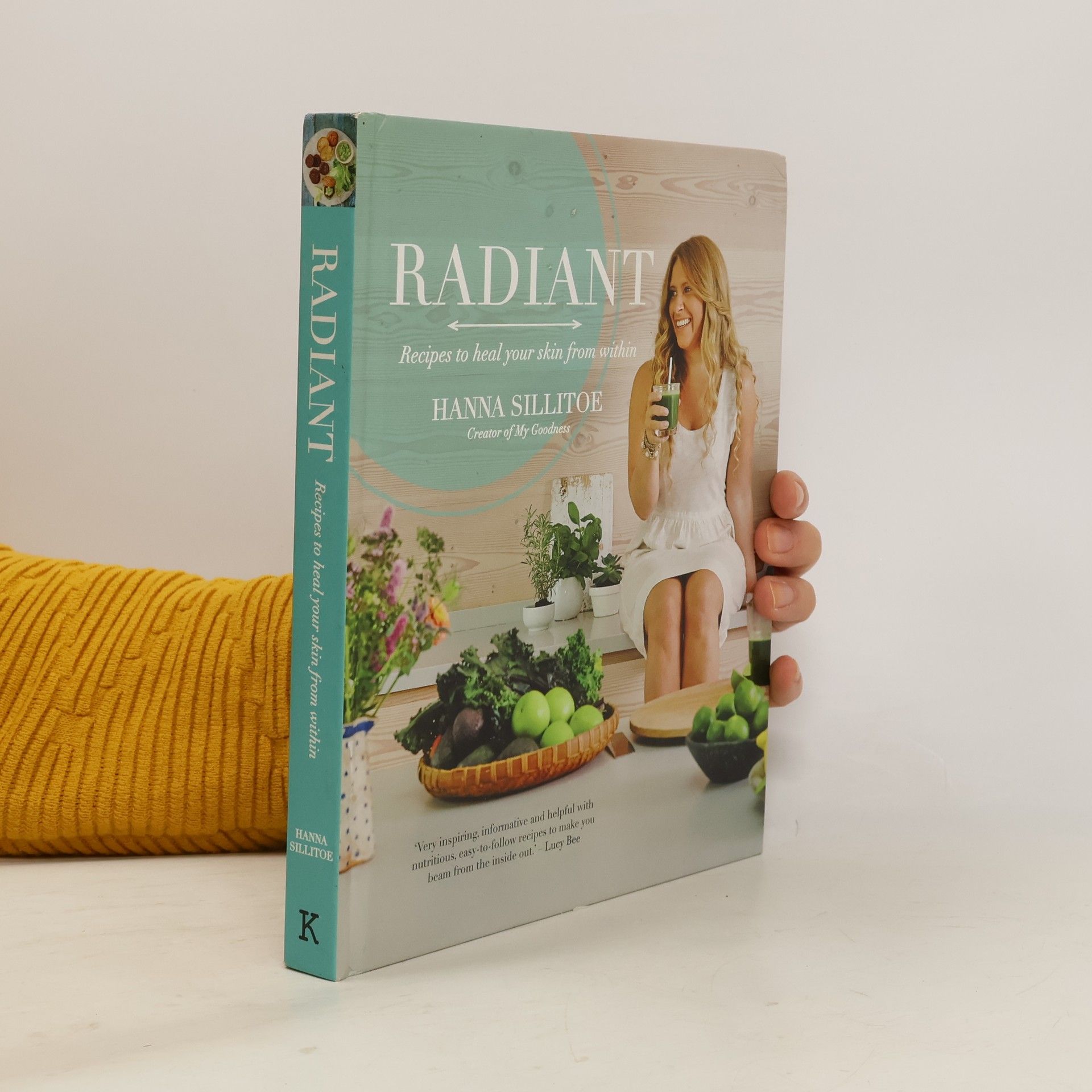 Radiant: Recipes to Heal Your Skin from Within