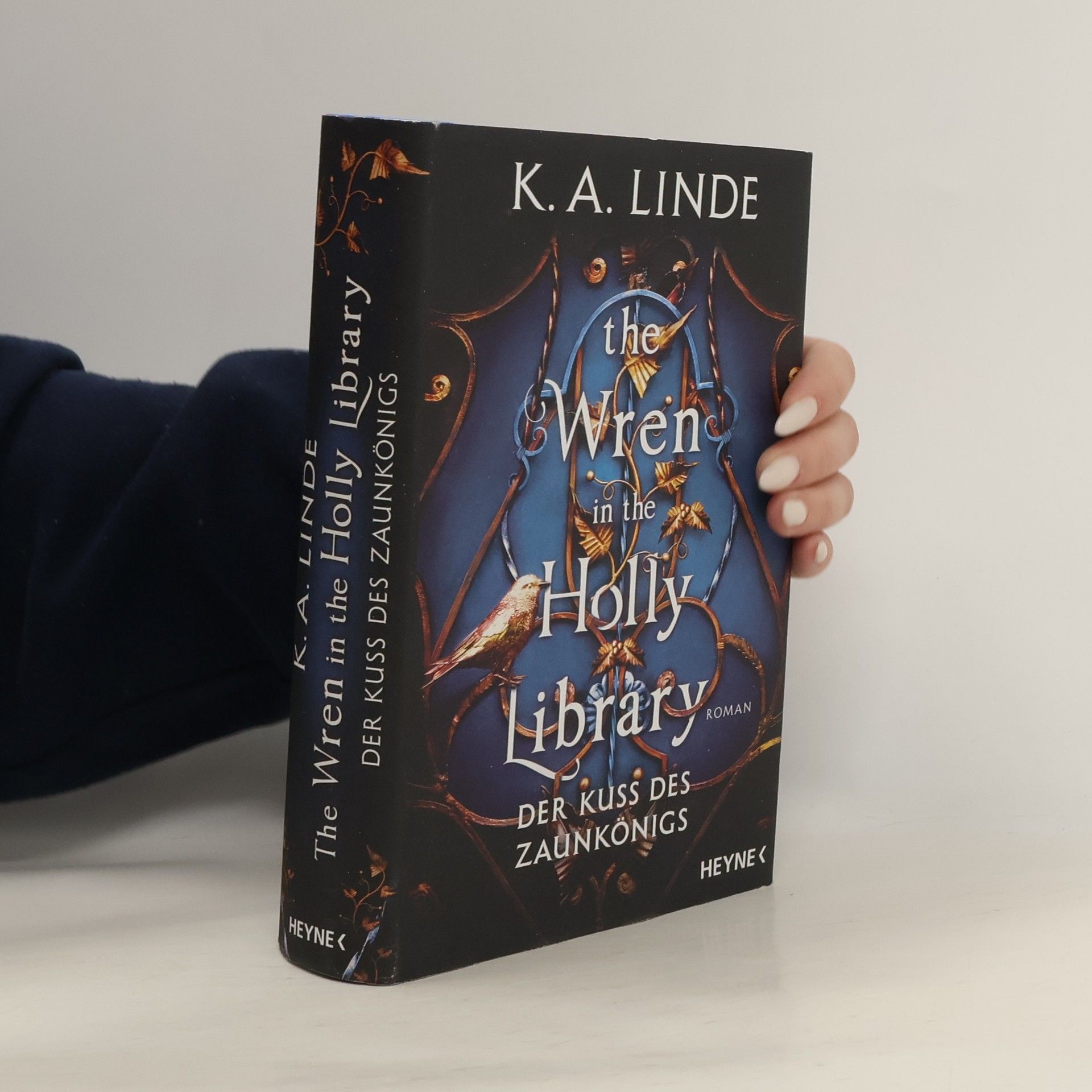 K. A. Linde The Wren in the Holly Library