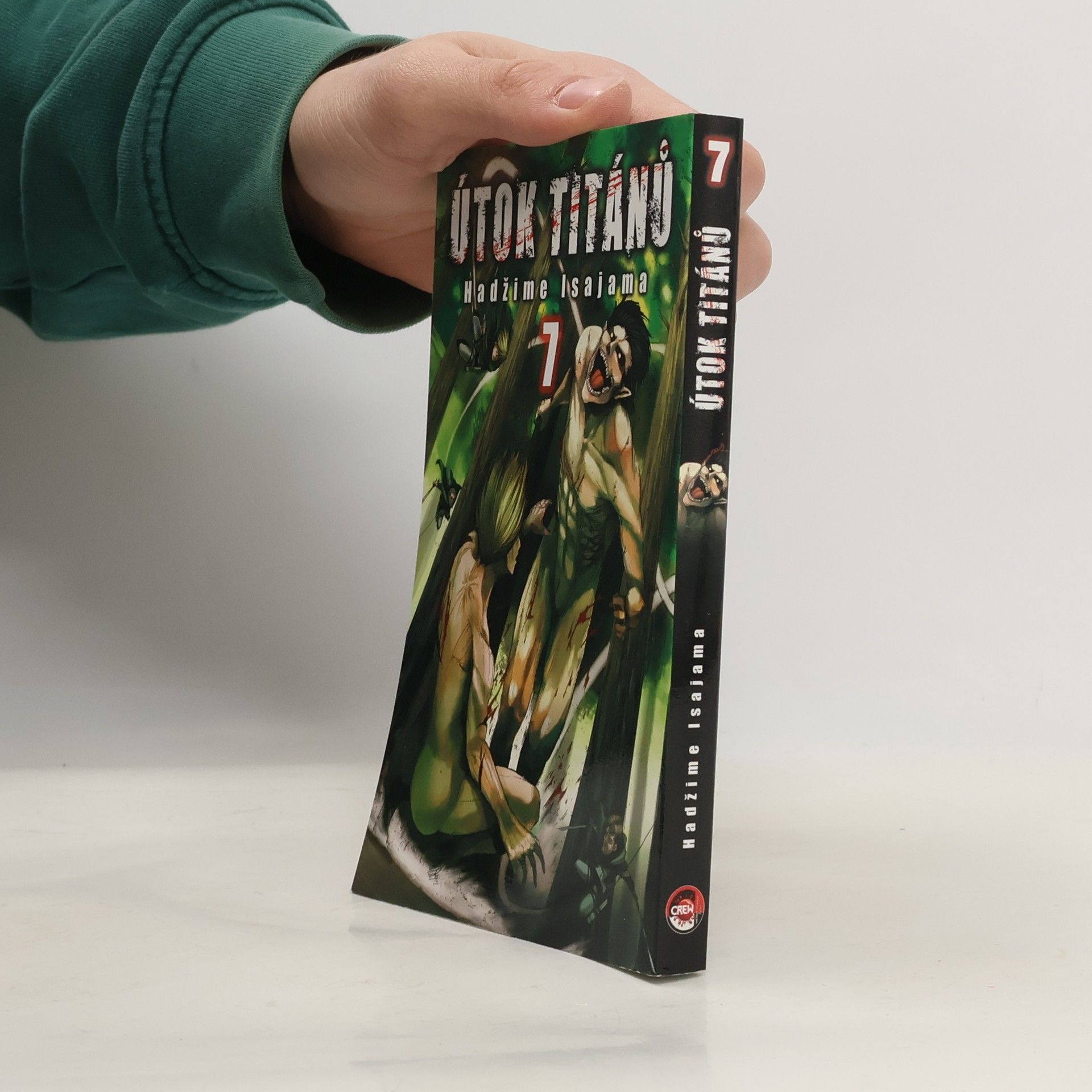 Hadžime Isajama Útok titánů. 7