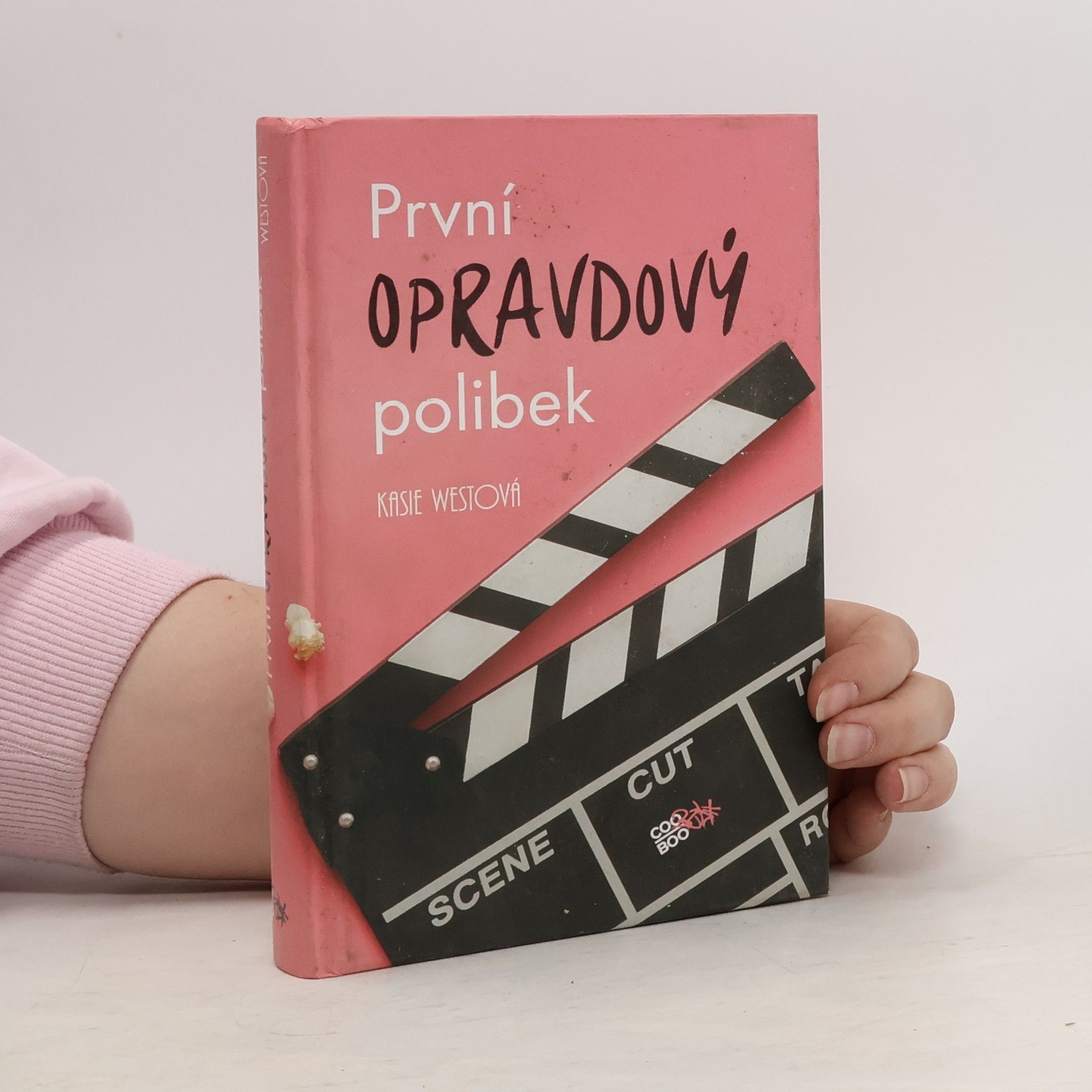 Kasie West První opravdový polibek