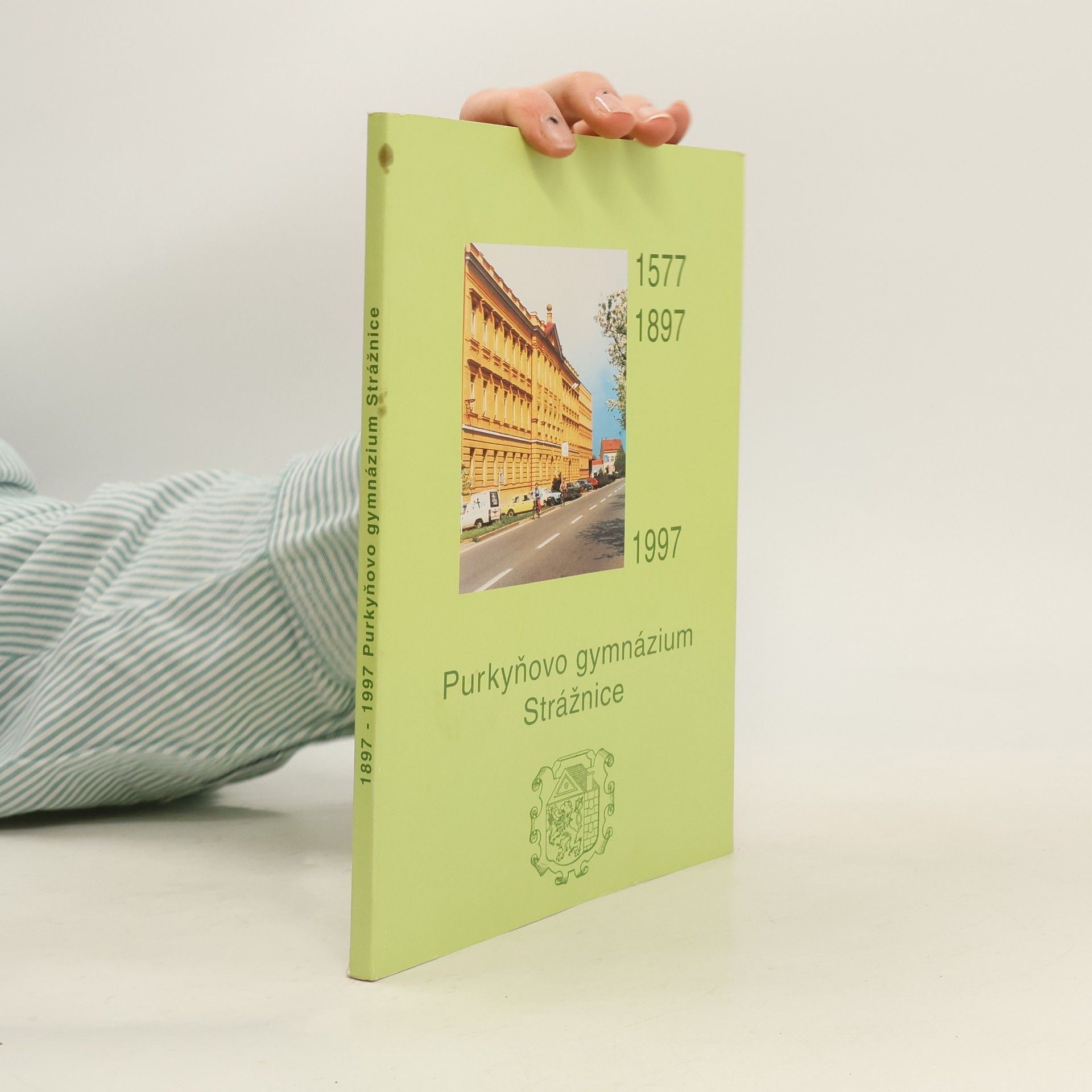 Kolektiv autorů Jubilejní sborník k 100. výročí trvání českého gymnáziave Strážnici a 420. výročí založení vyššího bratrského školství ve Strážnici
