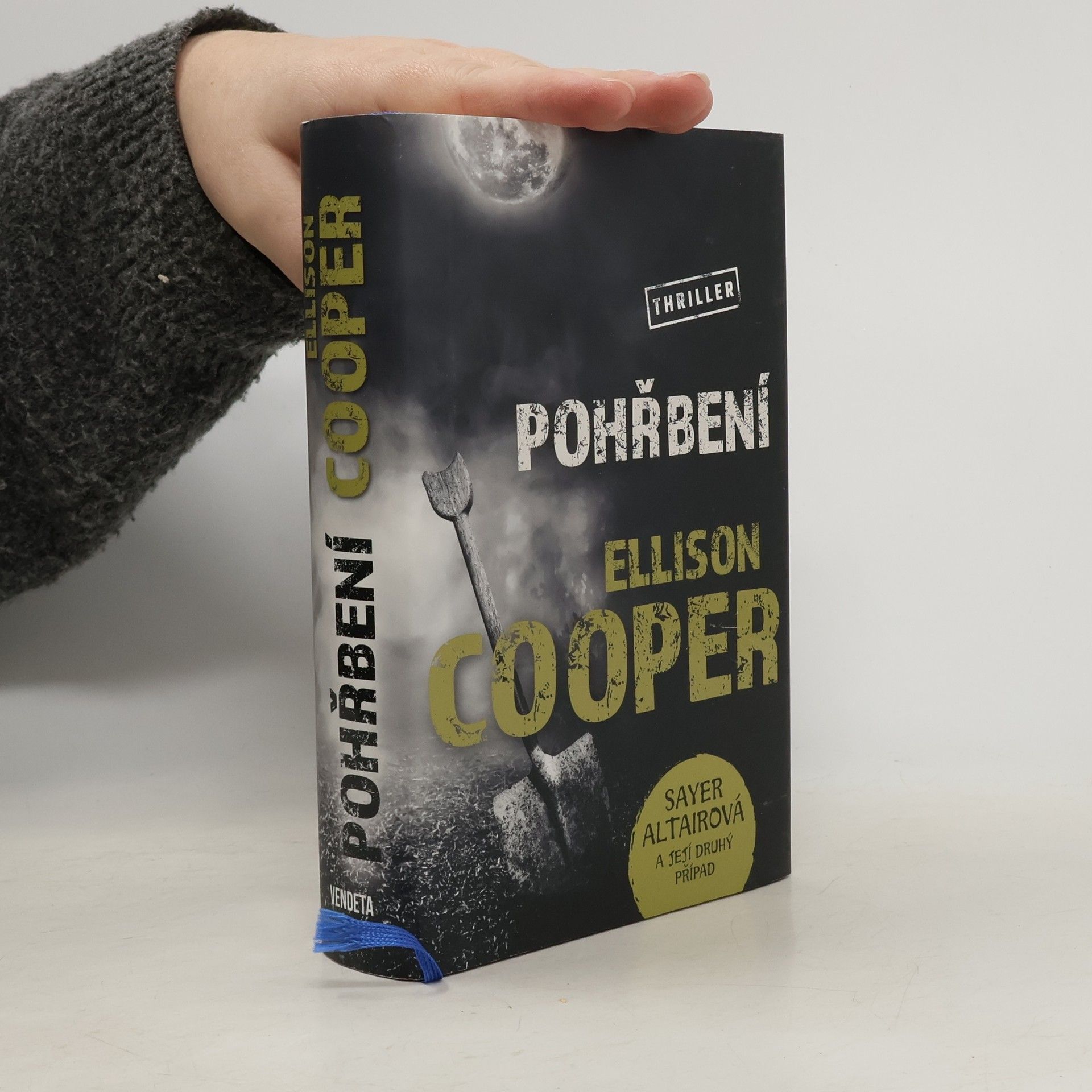 Ellison Cooper Pohřbení