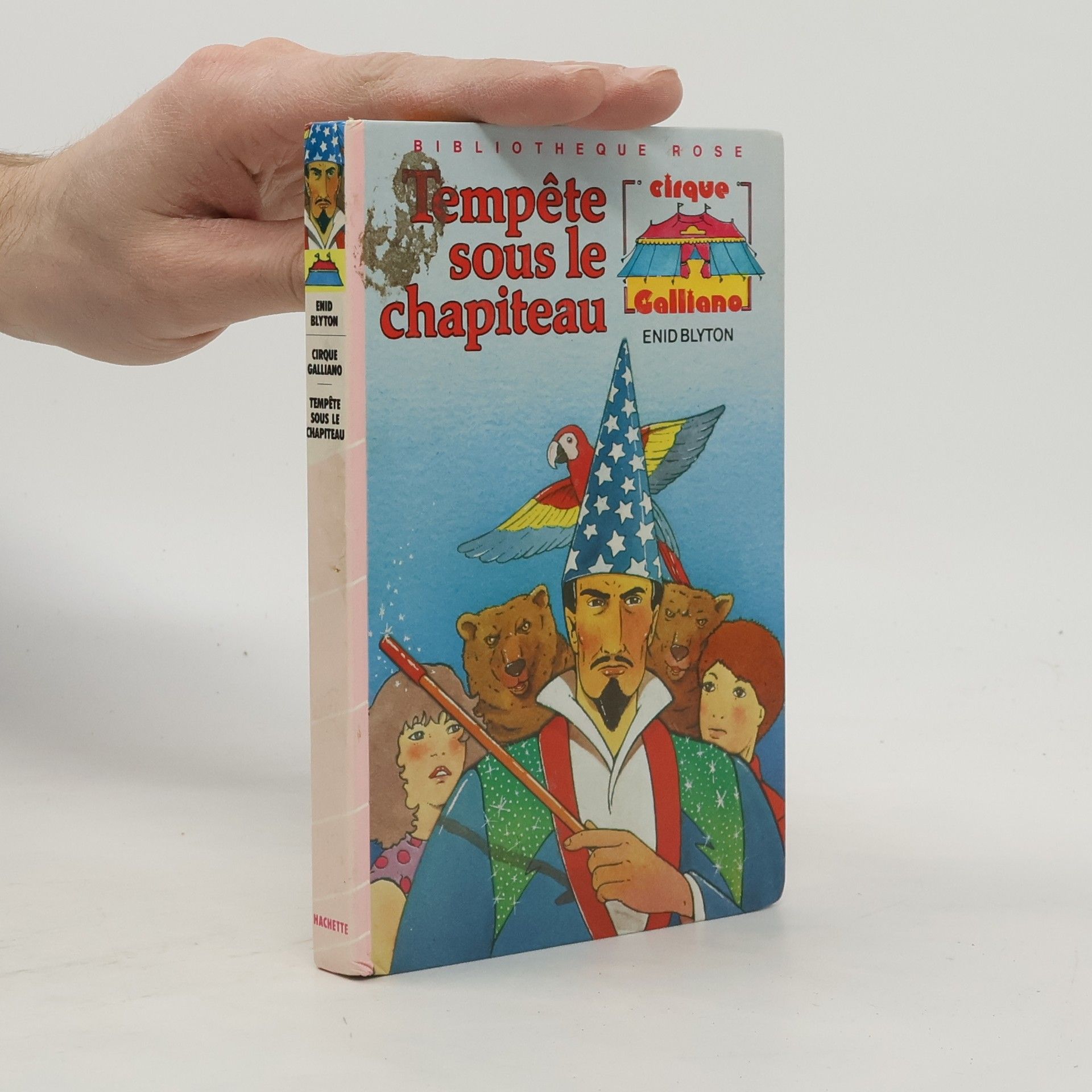 Enid Blyton Tempête sous le chapiteau