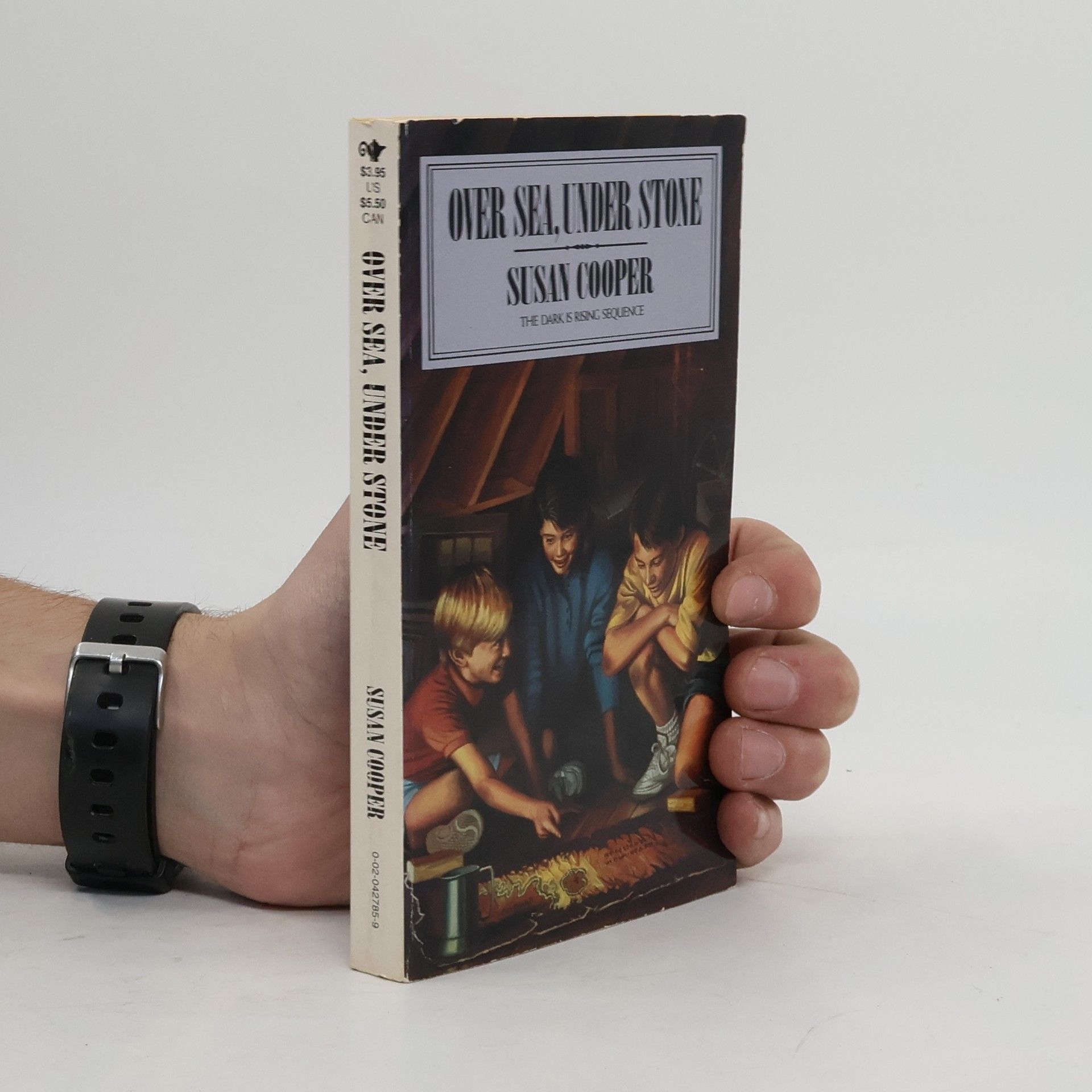 Susan Cooper Over Sea, Under Stone