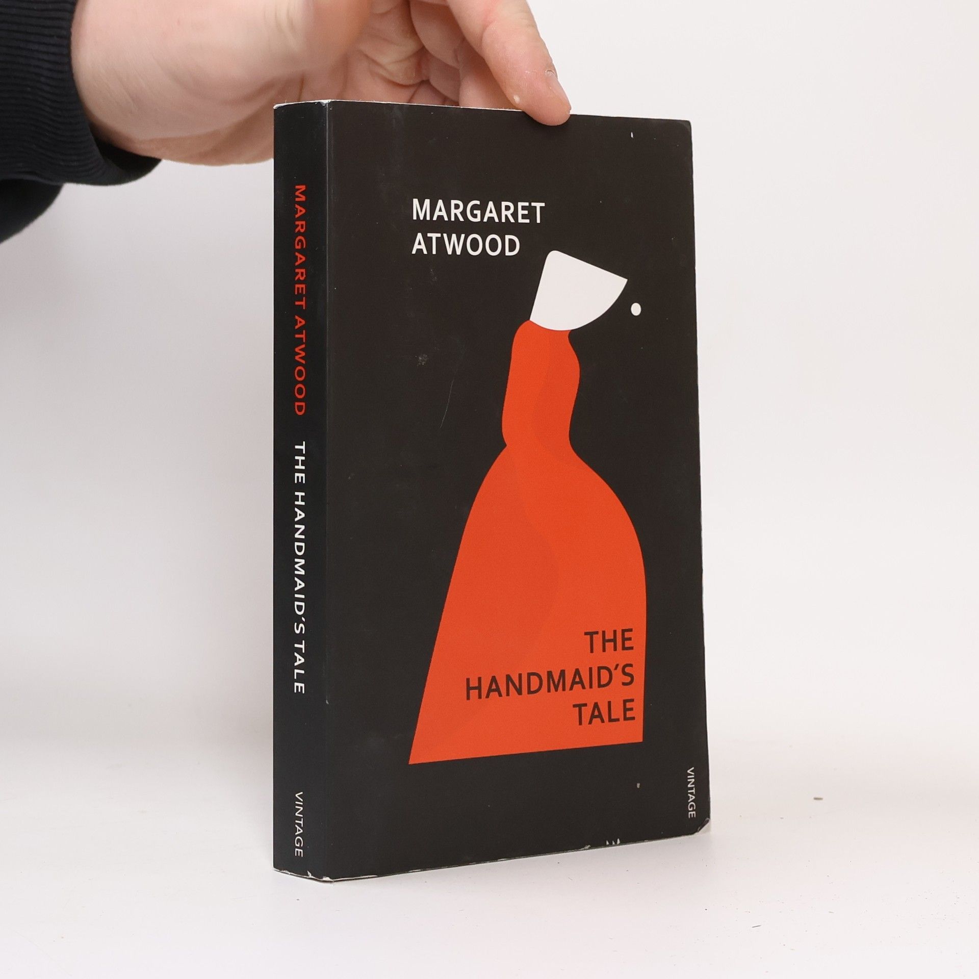 Margaret Atwood The handmaid's tale