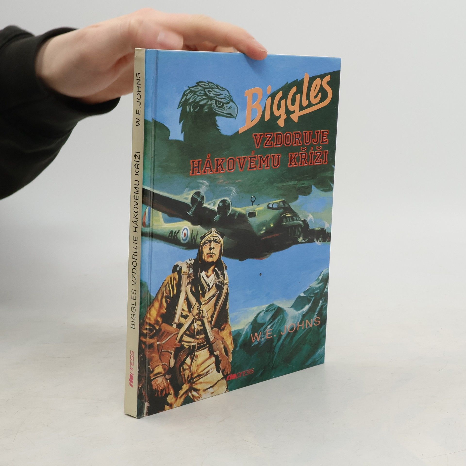 William Earl Johns Biggles vzdoruje hákovému kříži