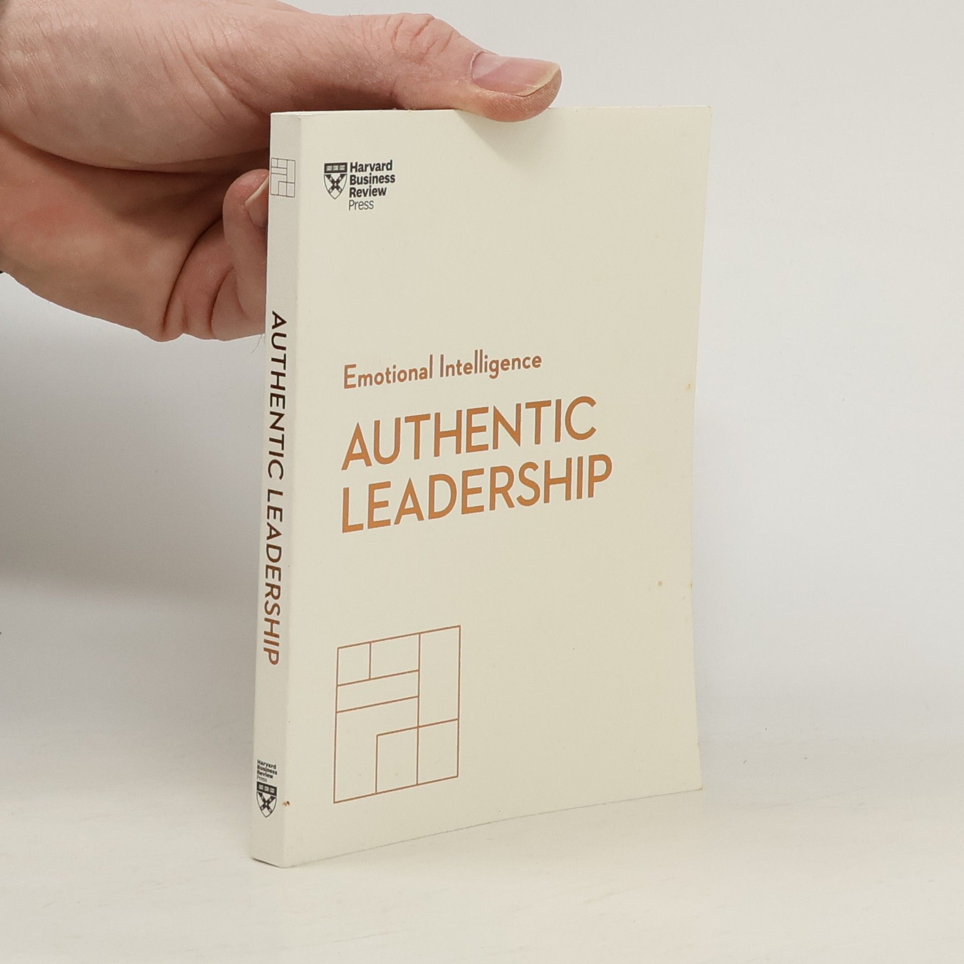 Authentic Leadership (HBR Emotional Intelligence Series)