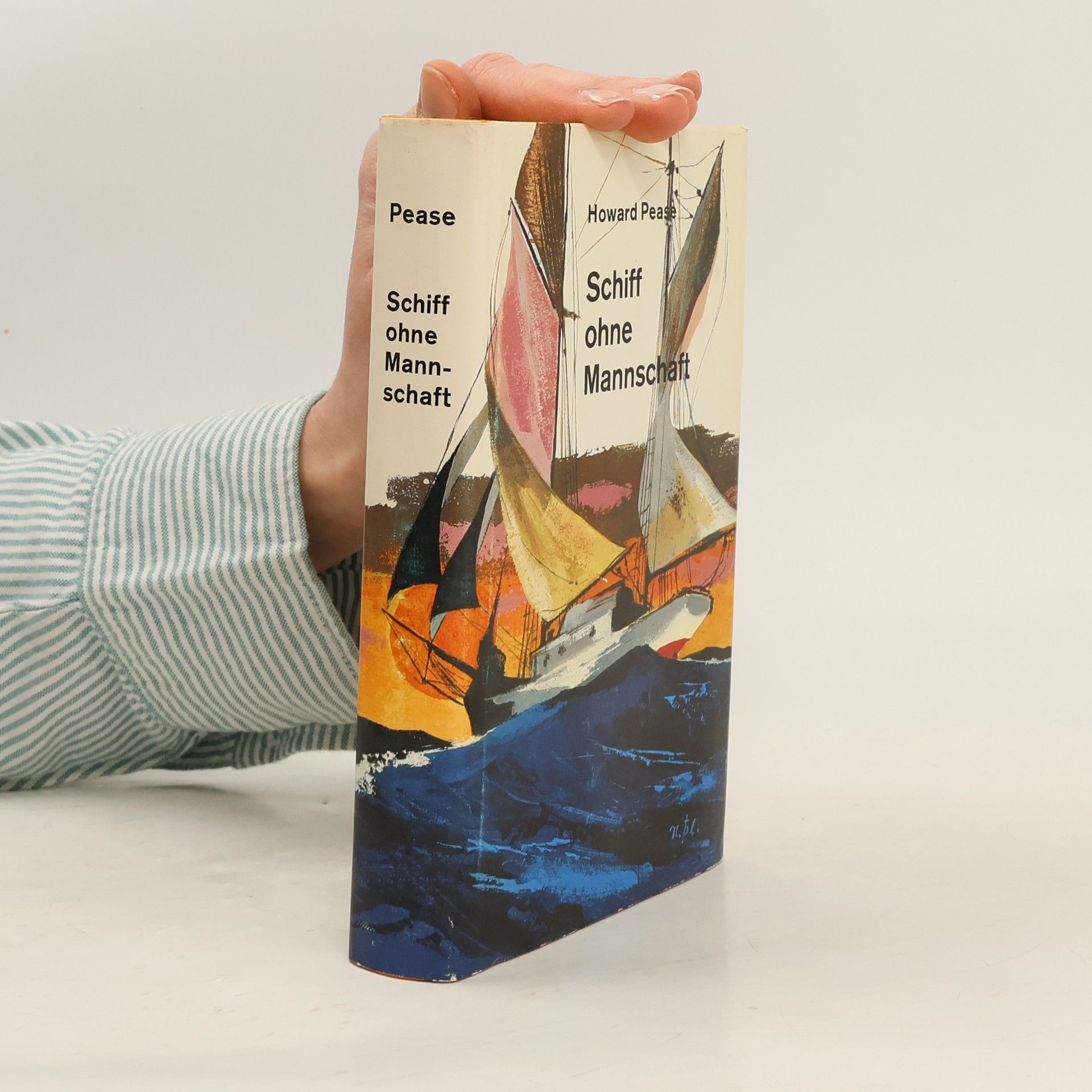 Schiff ohne Mannschaft