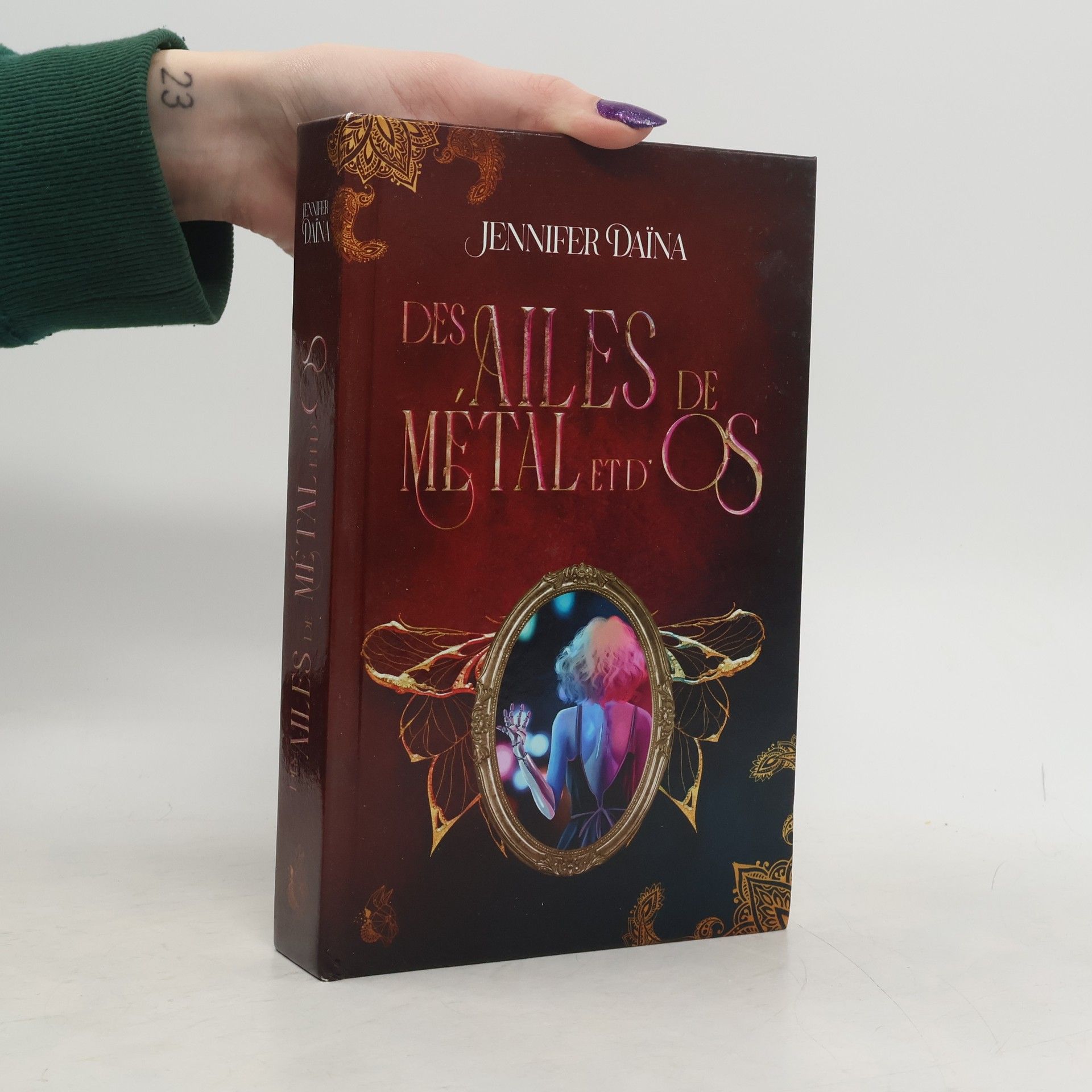 Jennifer Daïna Des ailes de métal et d'os