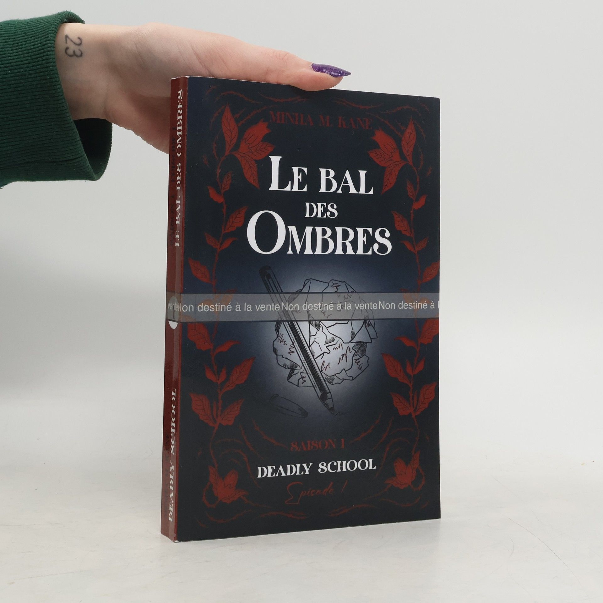 Minha M. Kane Deadly School - Saison 1 - Episode 1: Le Bal des Ombres