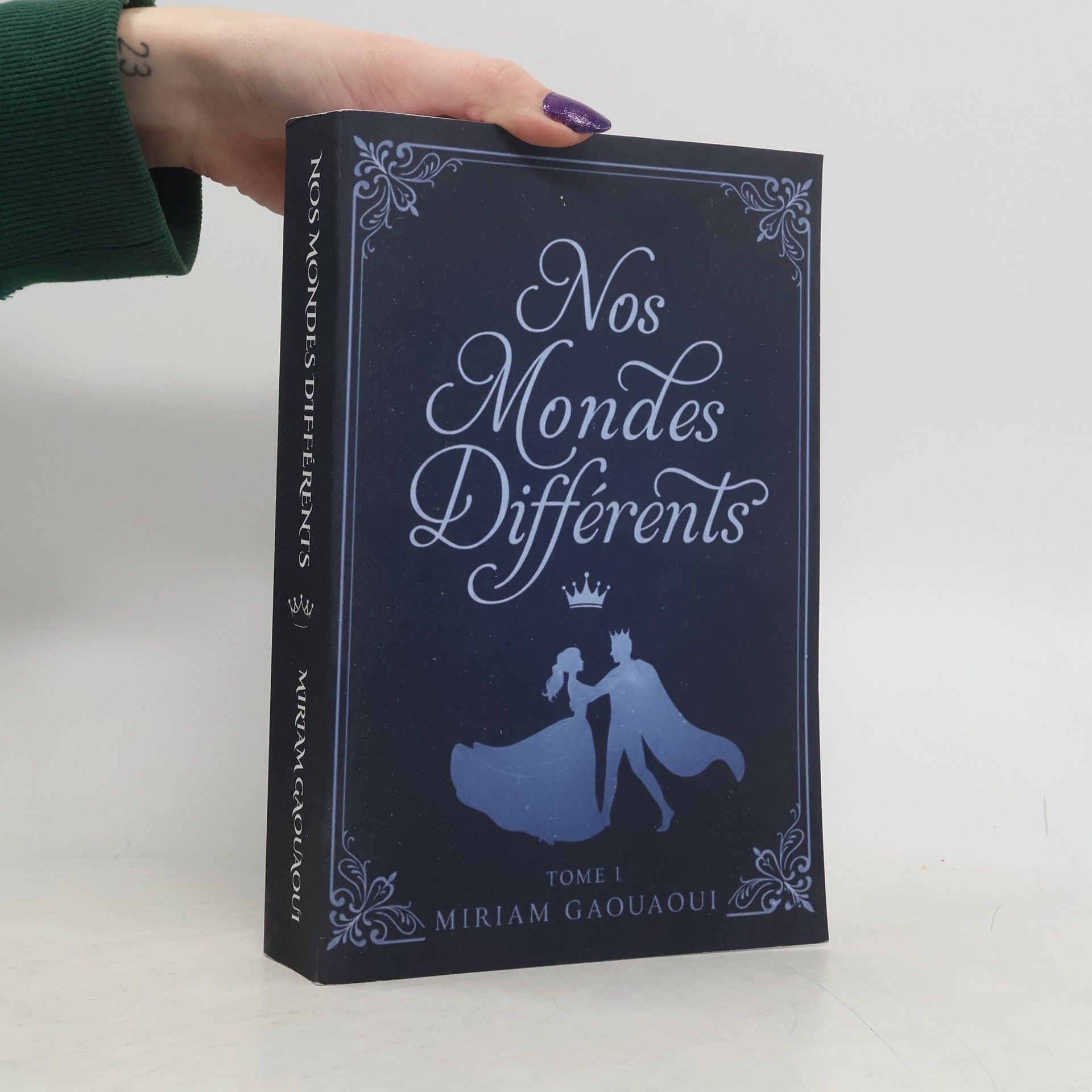 Miriam Gaouaoui Entre Deux Mondes - 1: Nos mondes différents