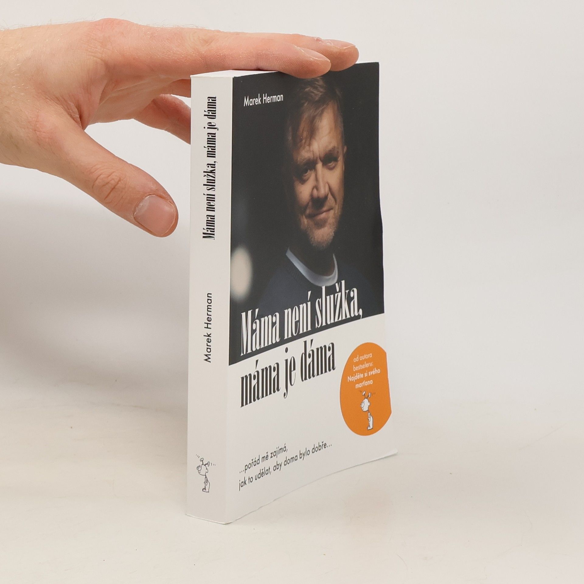 Máma není služka, máma je dáma