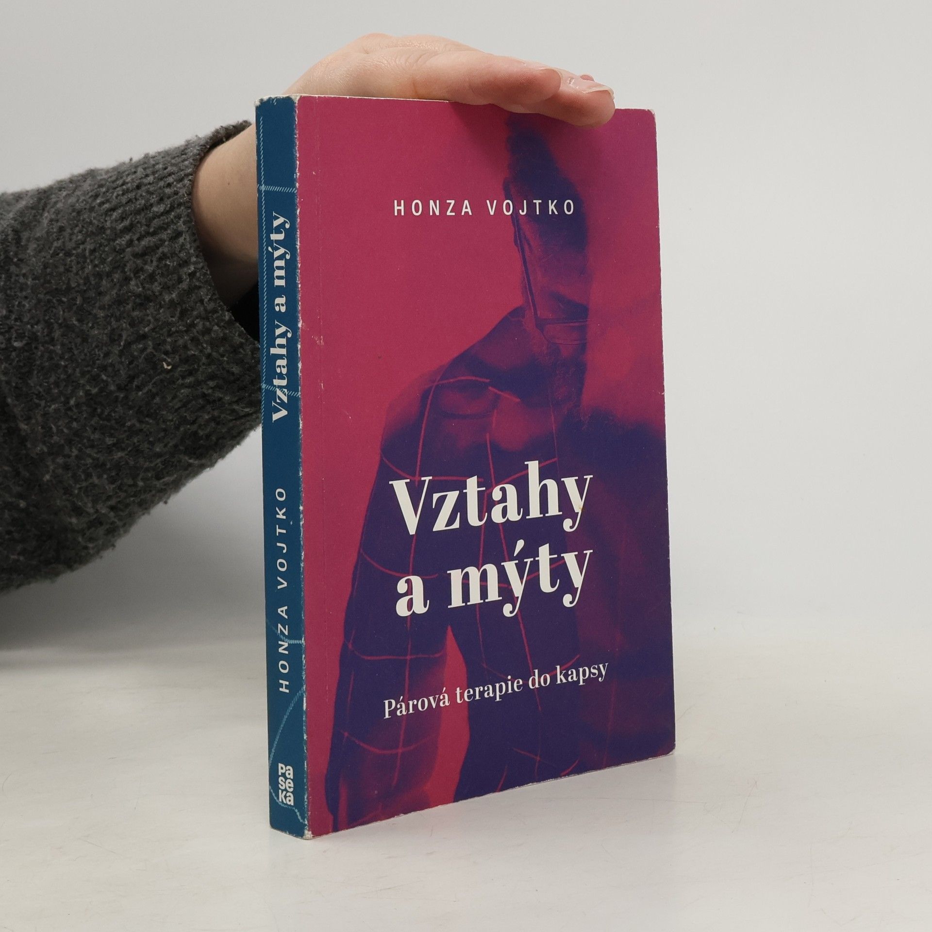 Jan Vojtko Vztahy a mýty