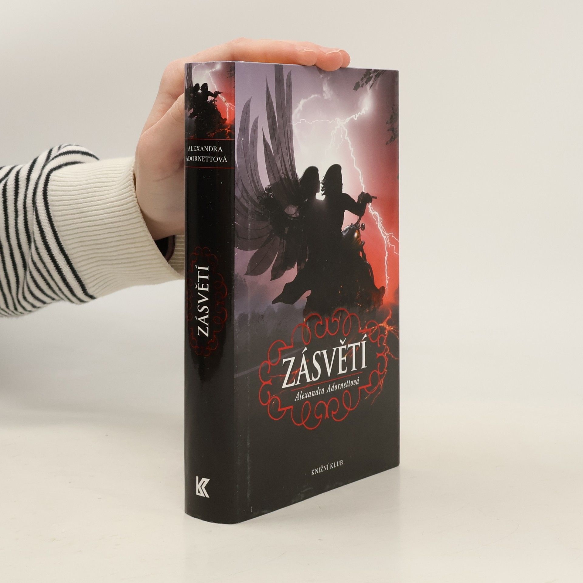 Alexandra Adornetto Zásvětí