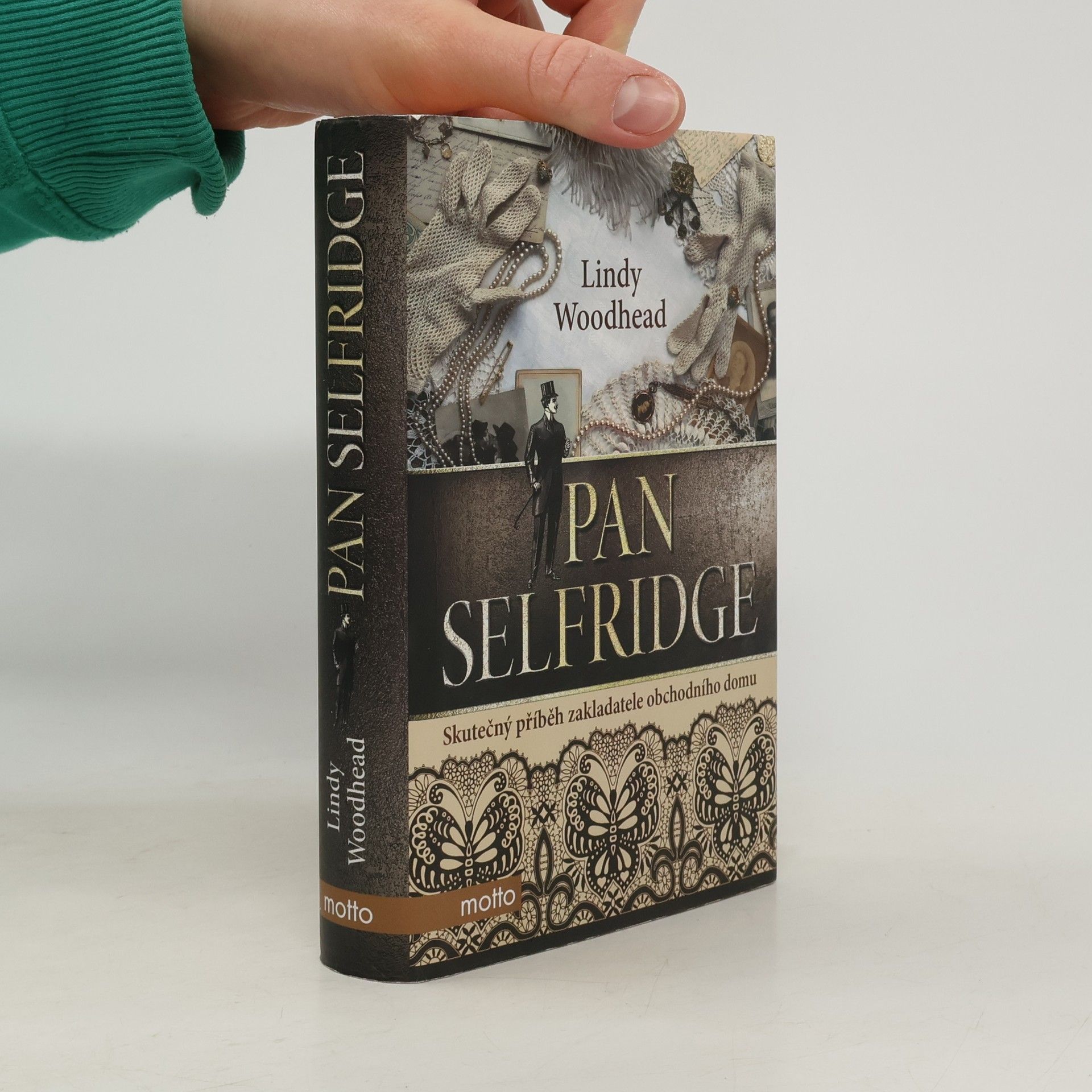 Lindy Woodhead Pan Selfridge