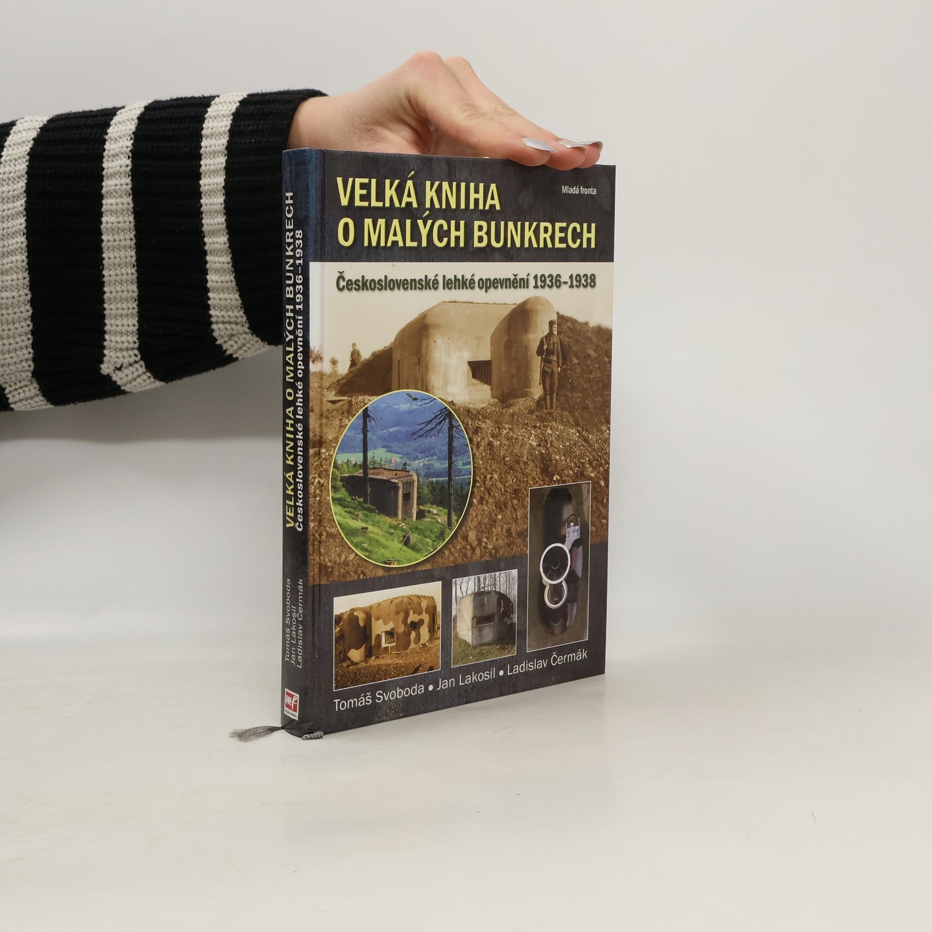 Velká kniha o malých bunkrech