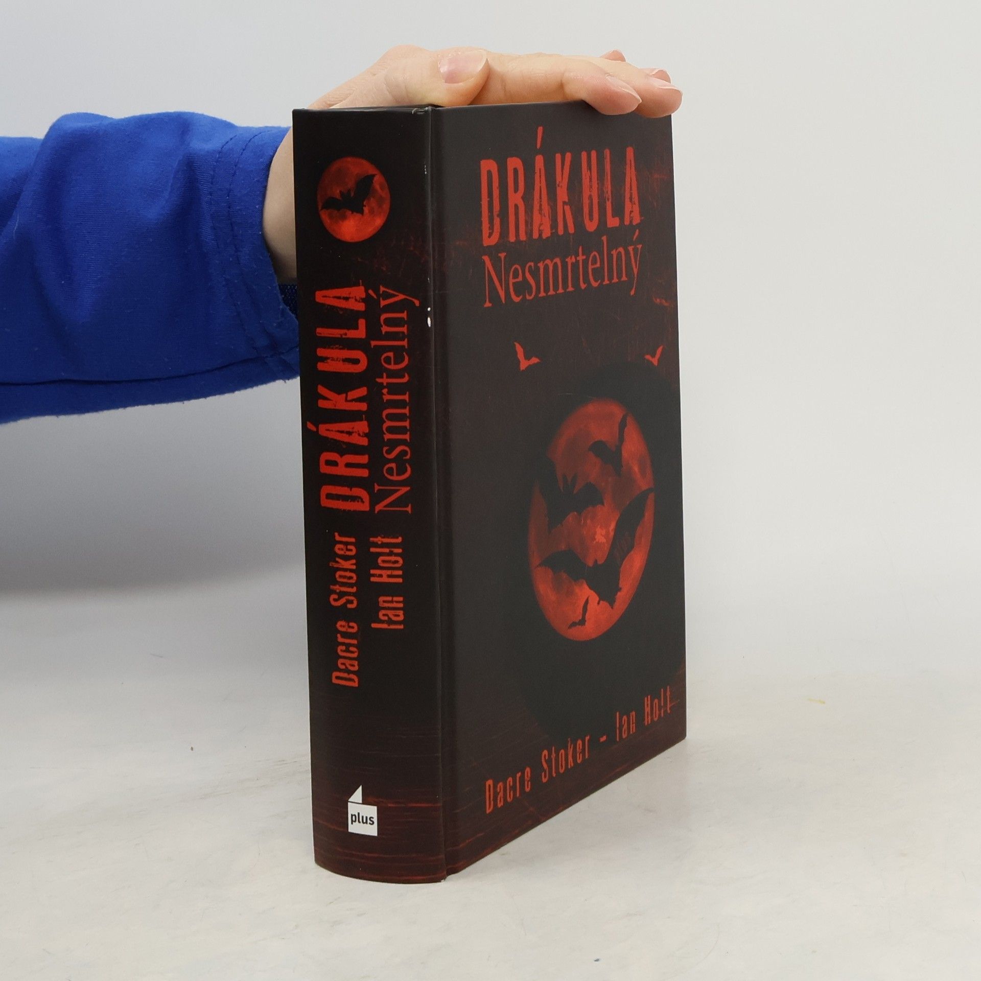 Dacre Stoker Drákula Nesmrtelný