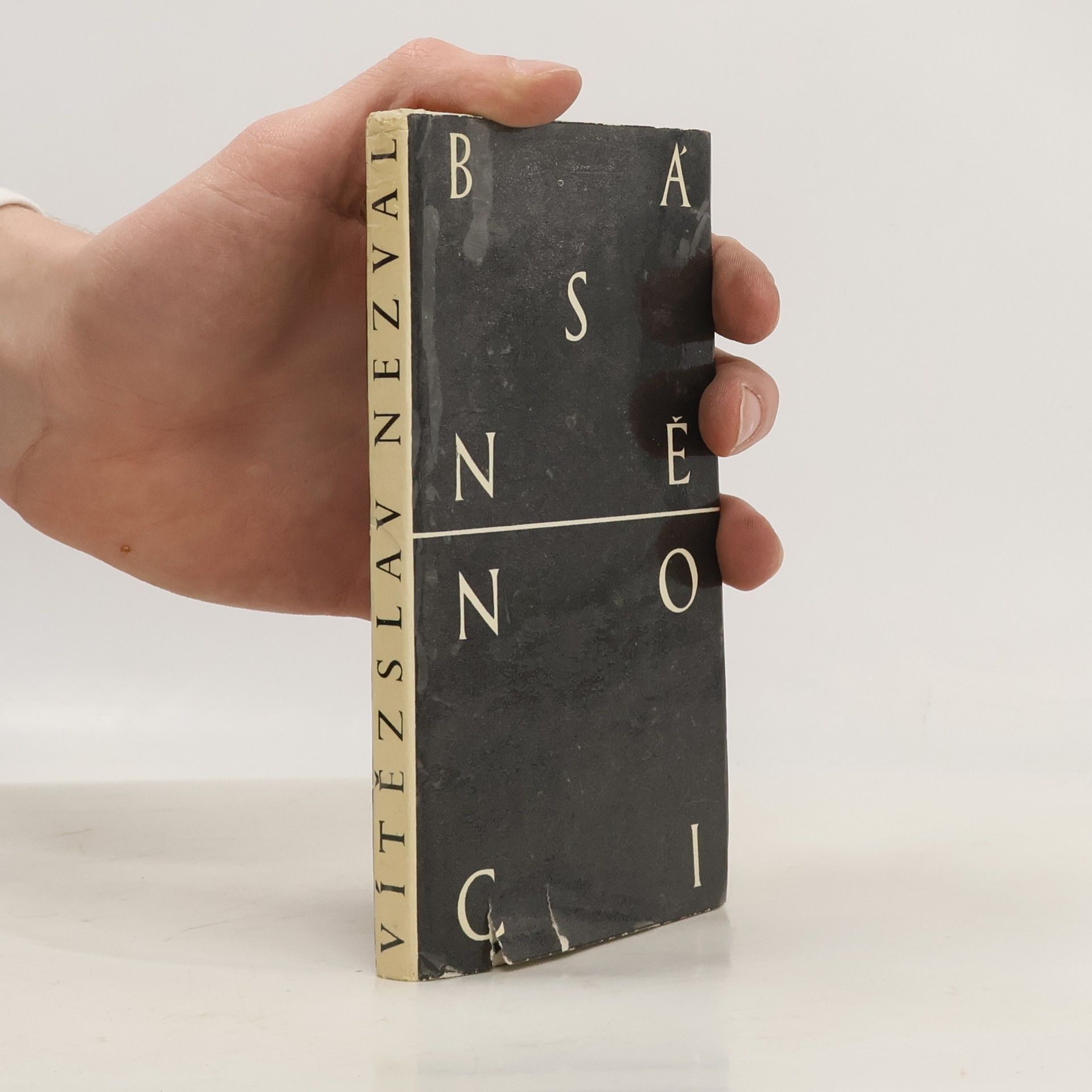 Vítězslav Nezval Básně noci