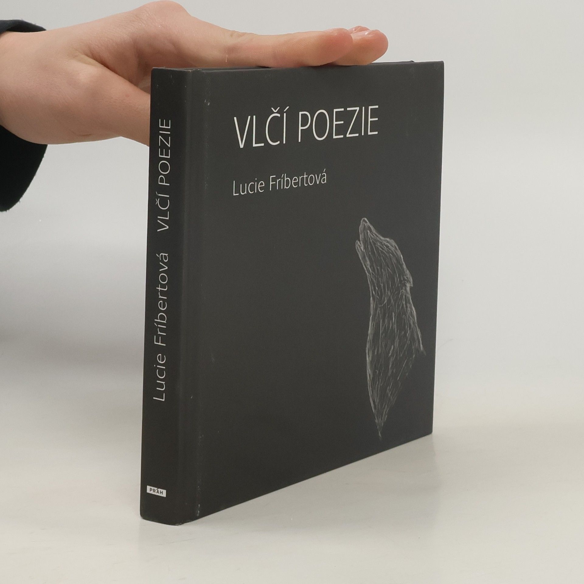 Lucie Fríbertová Vlčí poezie