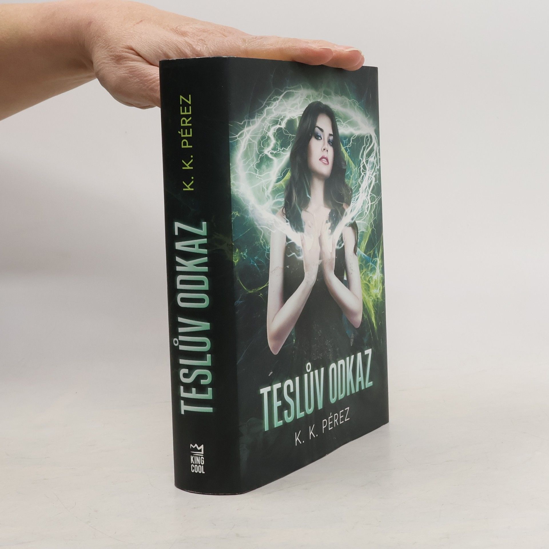 Kristina Pérez Teslův odkaz