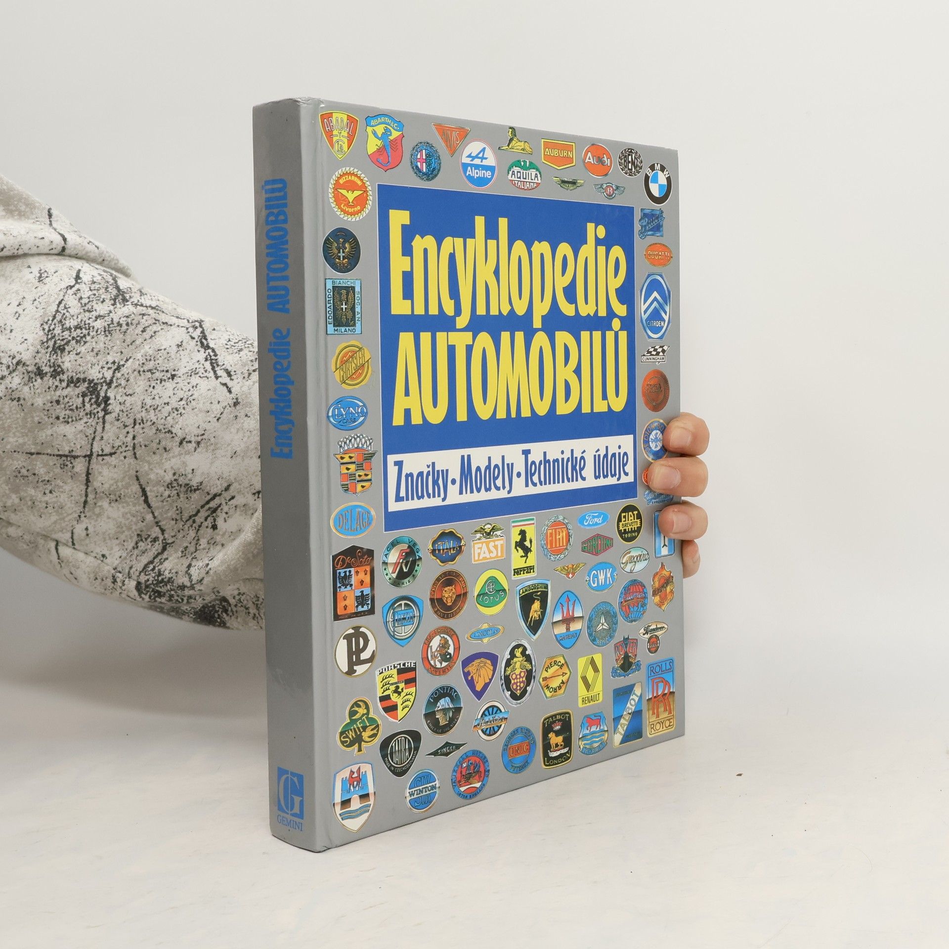 Pavla Kovaničová Encyklopedie automobilů