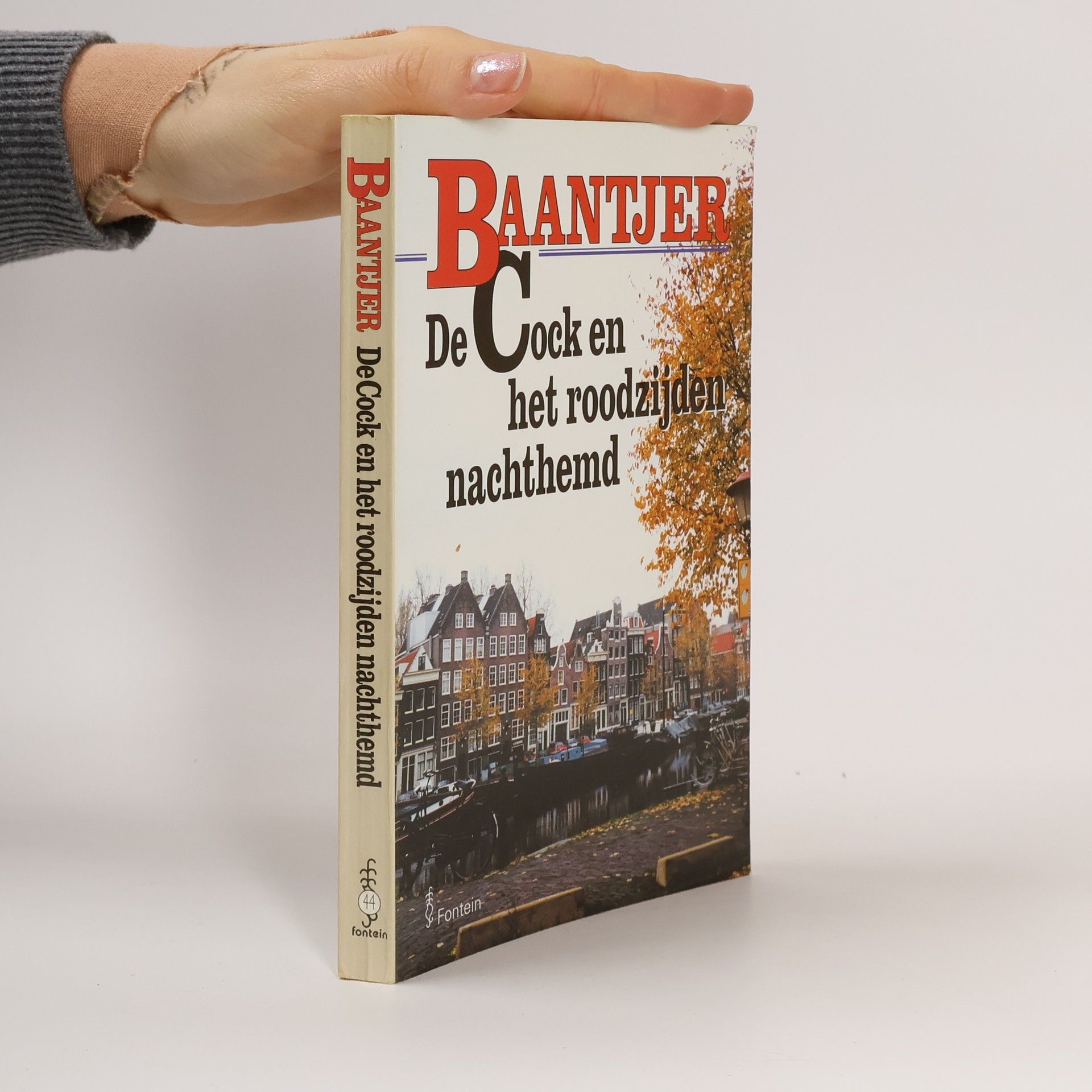 De Cock en het roodzijden nachthemd