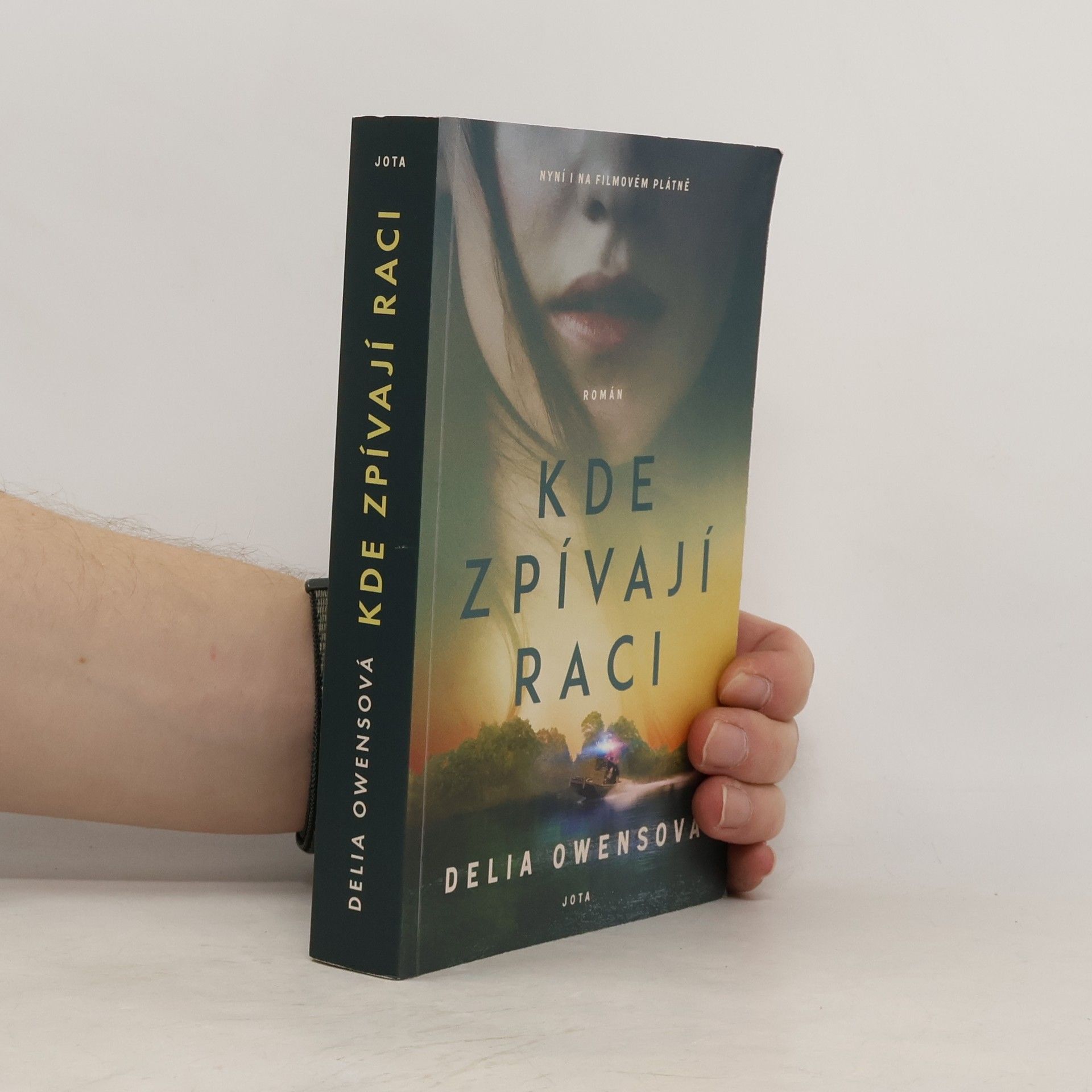 Delia Owens Kde zpívají raci