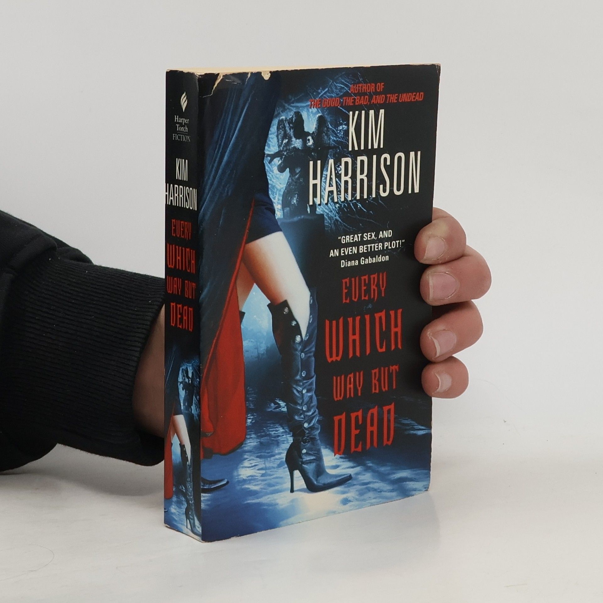 Kim Harrison Every which way but dead