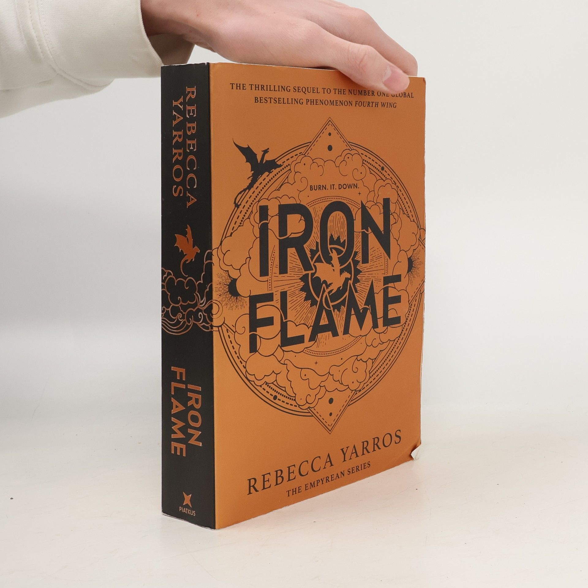 Rebecca Yarros Iron Flame