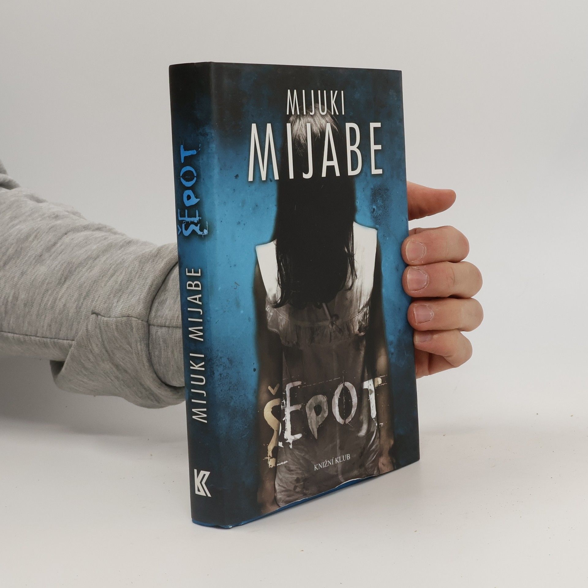 Miyuki Miyabe Šepot