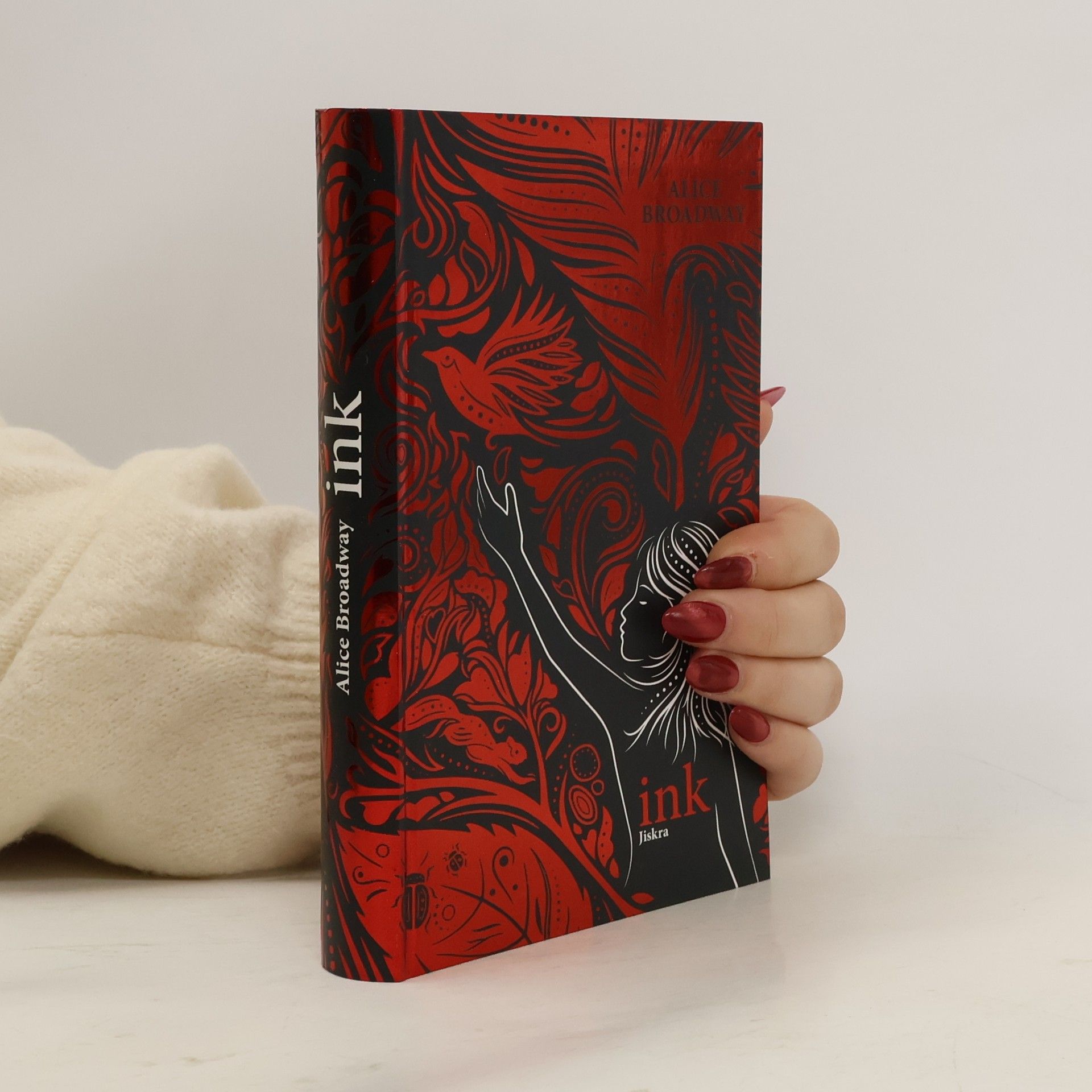 Alice Broadway Ink. Jiskra