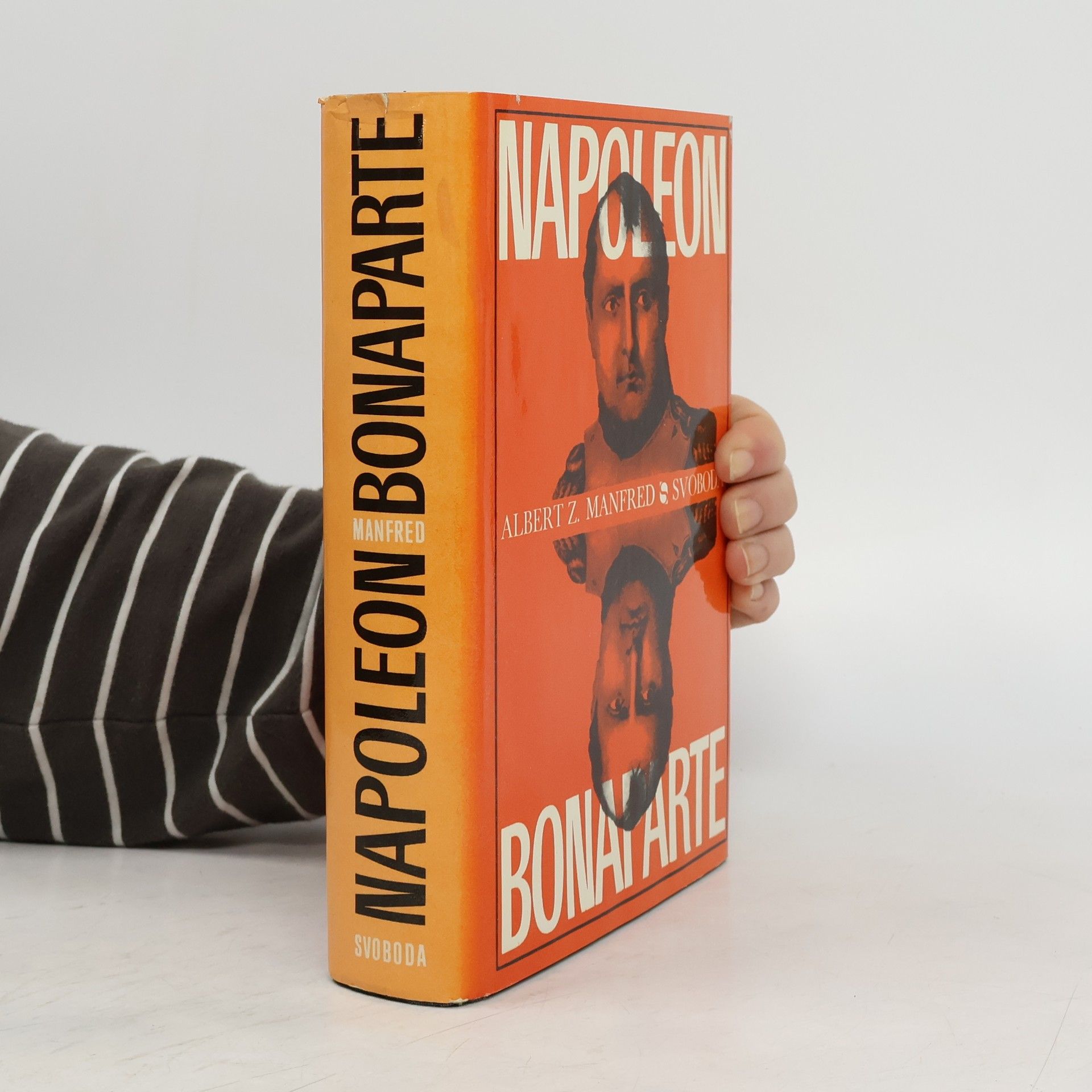 Albert Zacharovič Manfred Napoleon Bonaparte