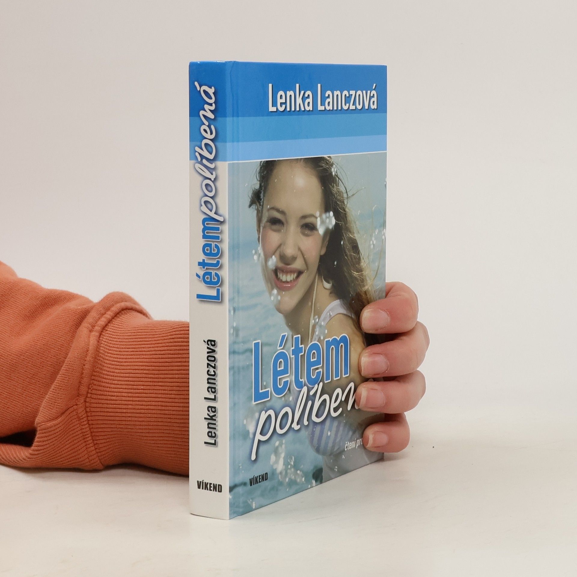 Lenka Lanczová Létem políbená