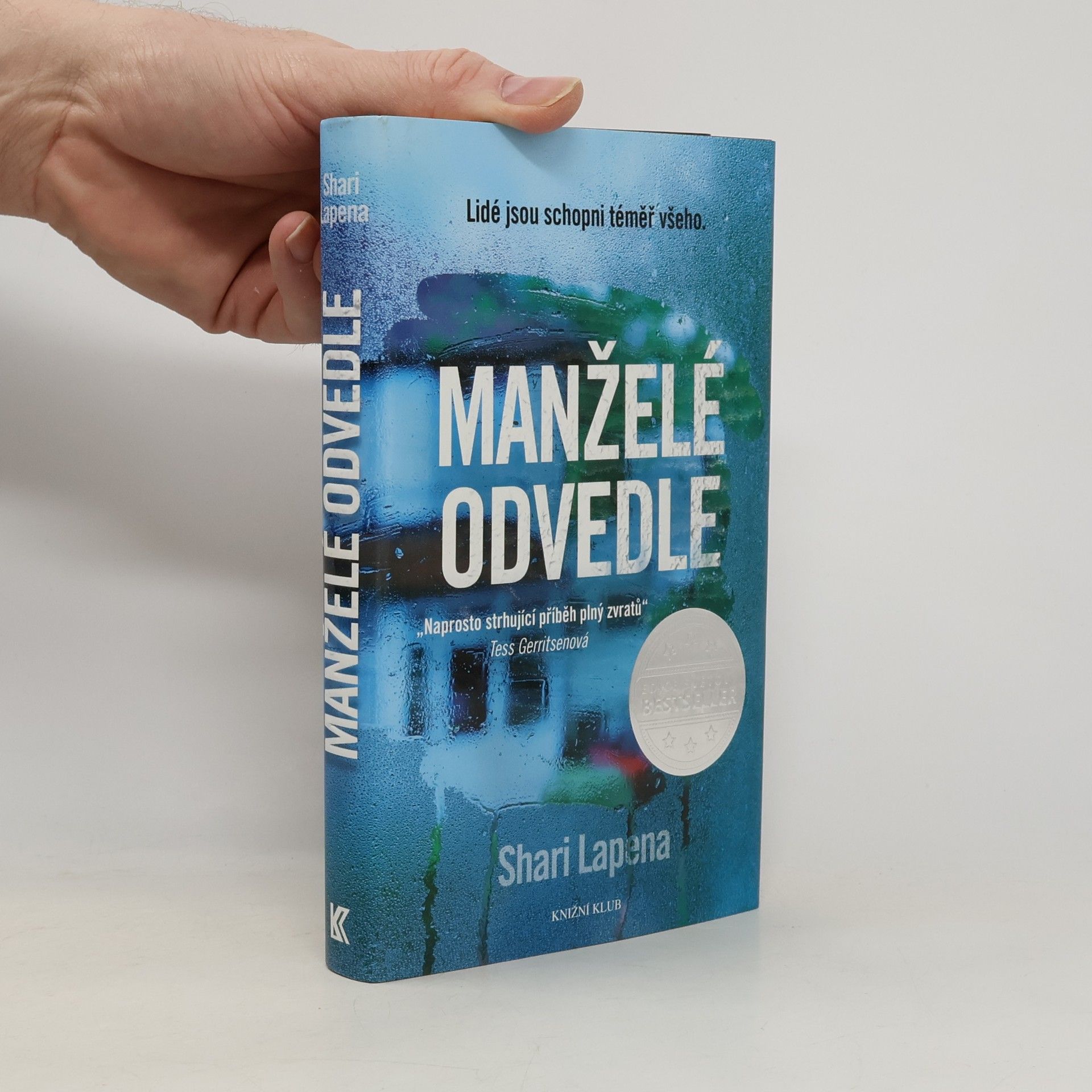 Shari Lapena Manželé odvedle