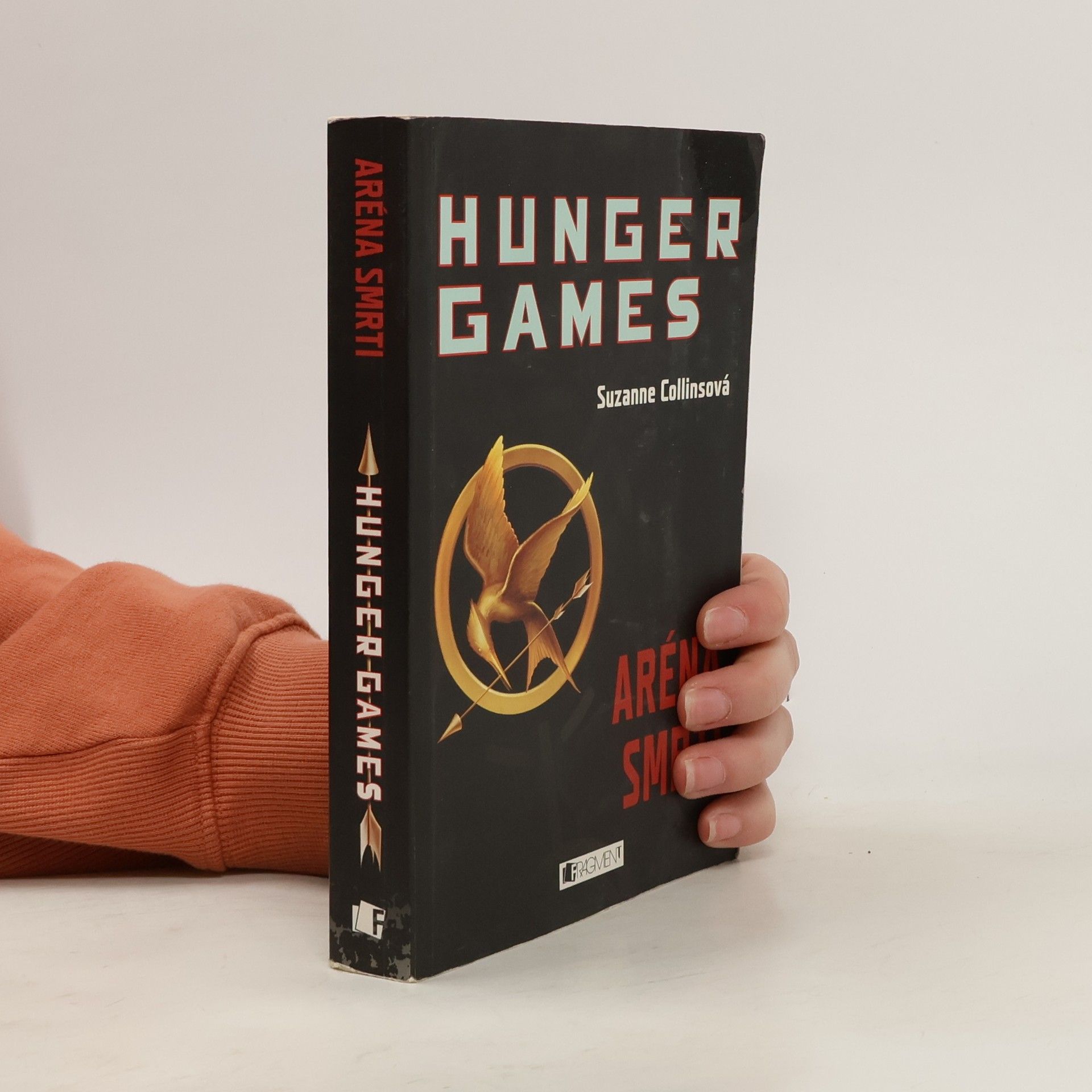 Suzanne Collins Hunger Games. Aréna smrti