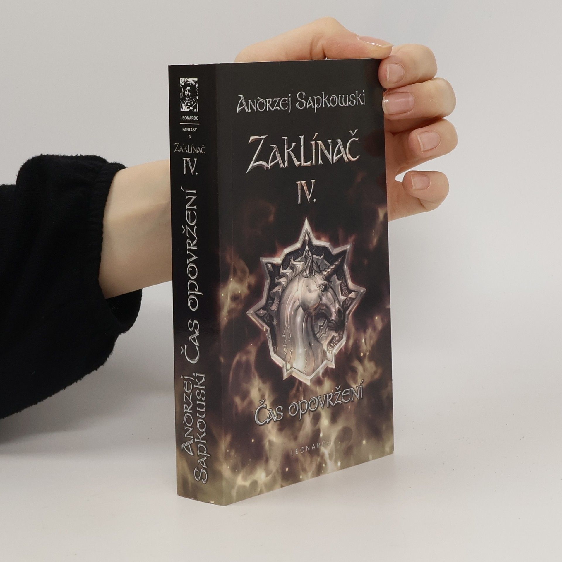 Andrzej Sapkowski Zaklínač IV. Čas opovržení