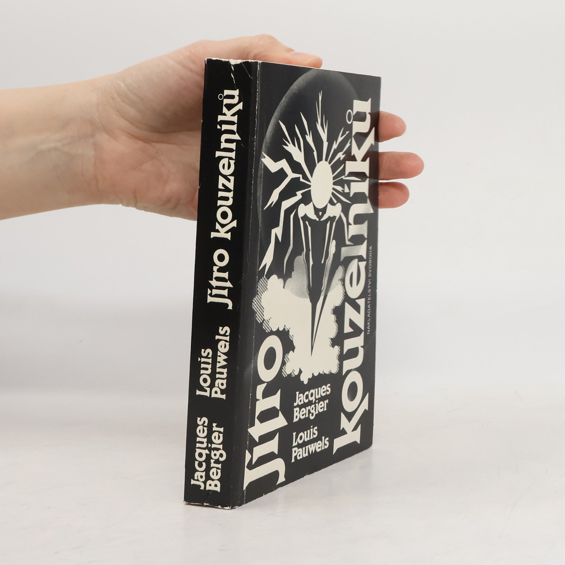 Louis Pauwels Jitro kouzelníků