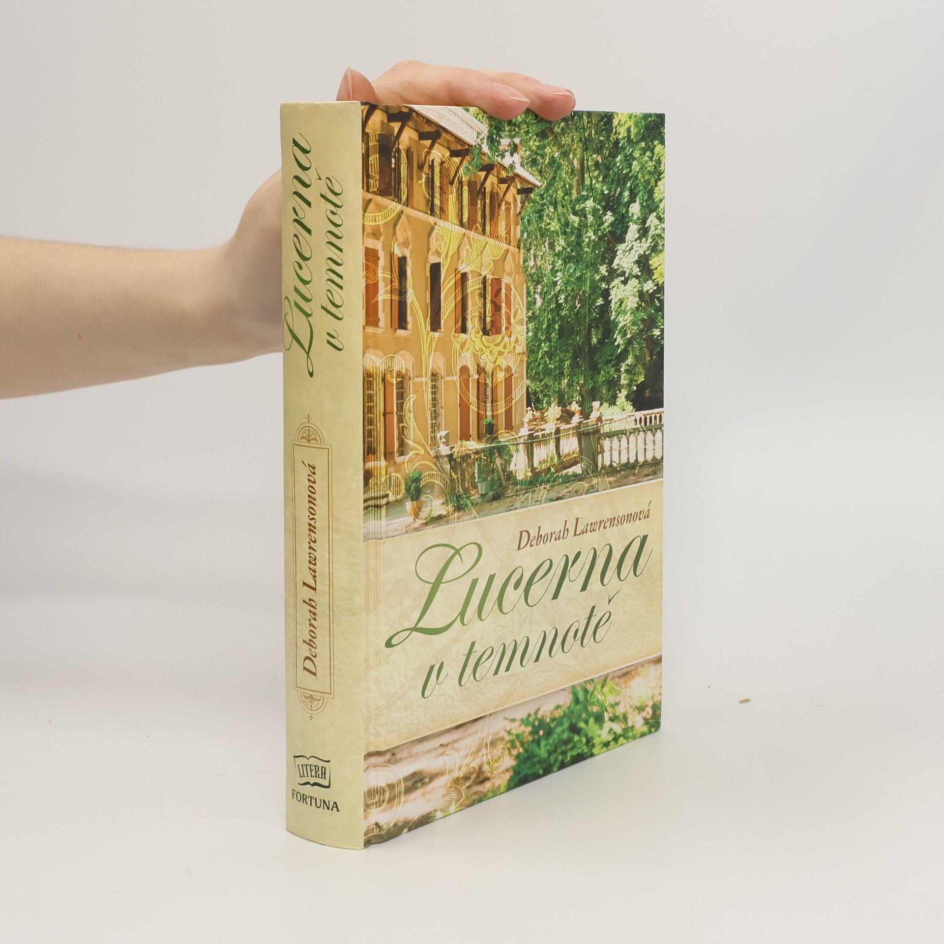 Deborah Lawrensová Lucerna v temnotě