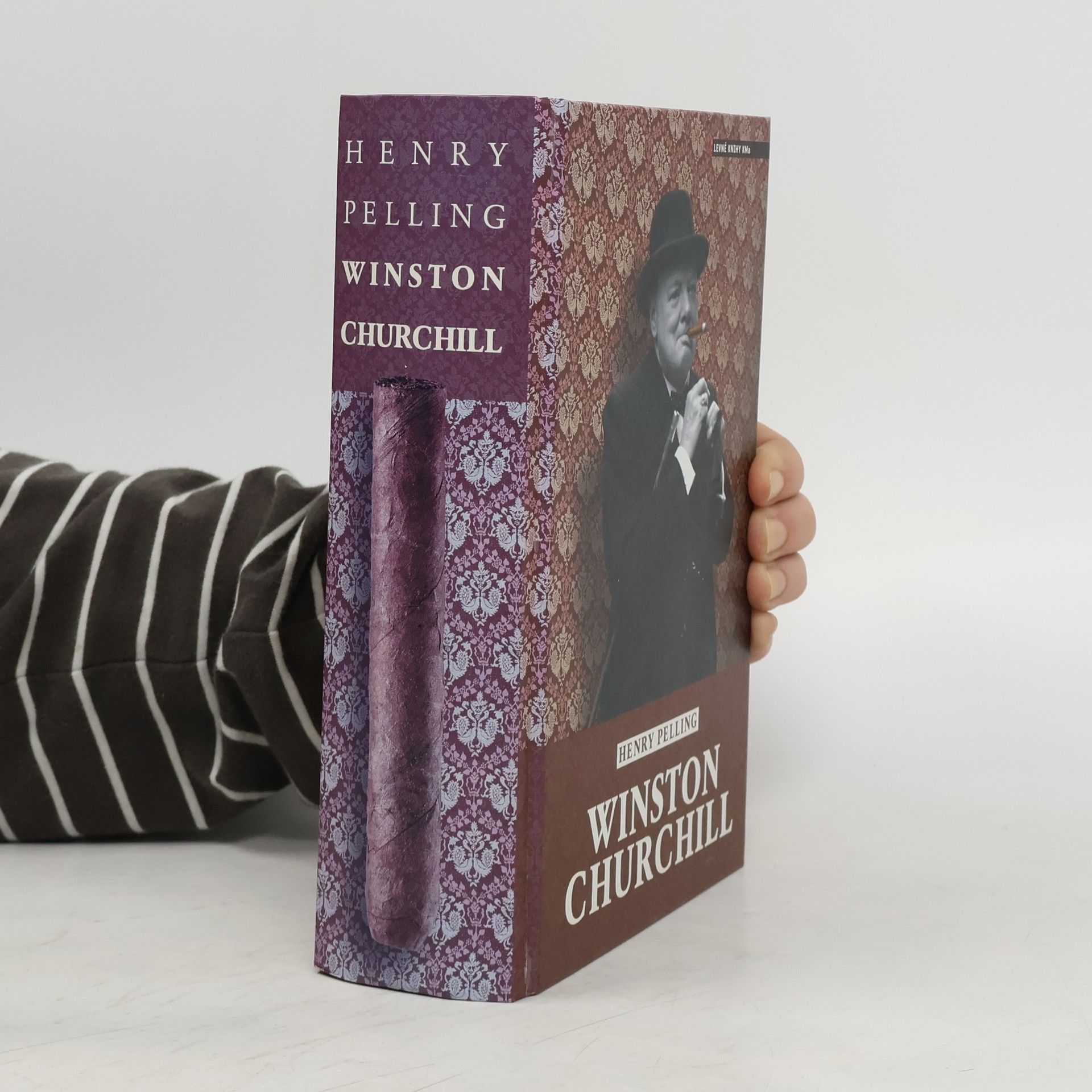 Henry Pelling Winston Churchill