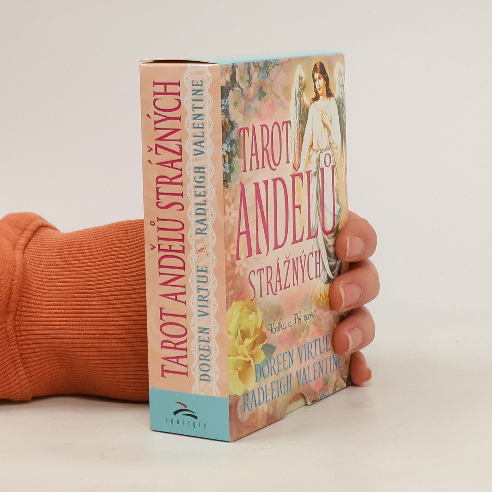 Radleigh Valentine Tarot andělů strážných