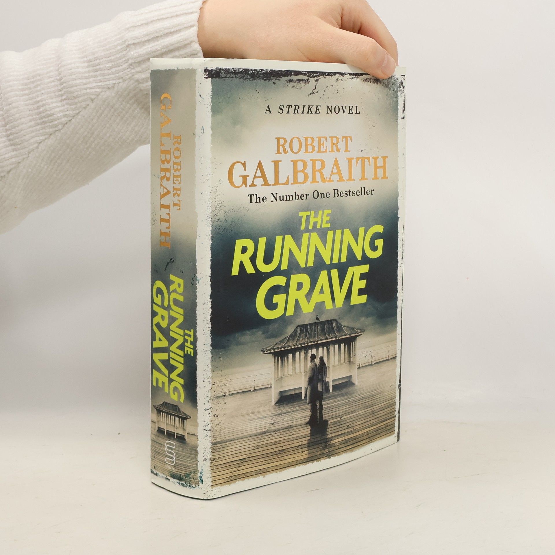 Robert Galbraith The Running Grave