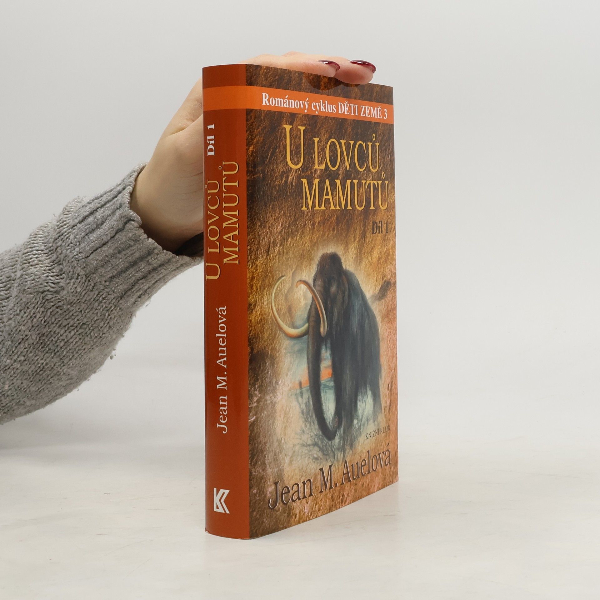 Jean M. Auel U lovců mamutů 1