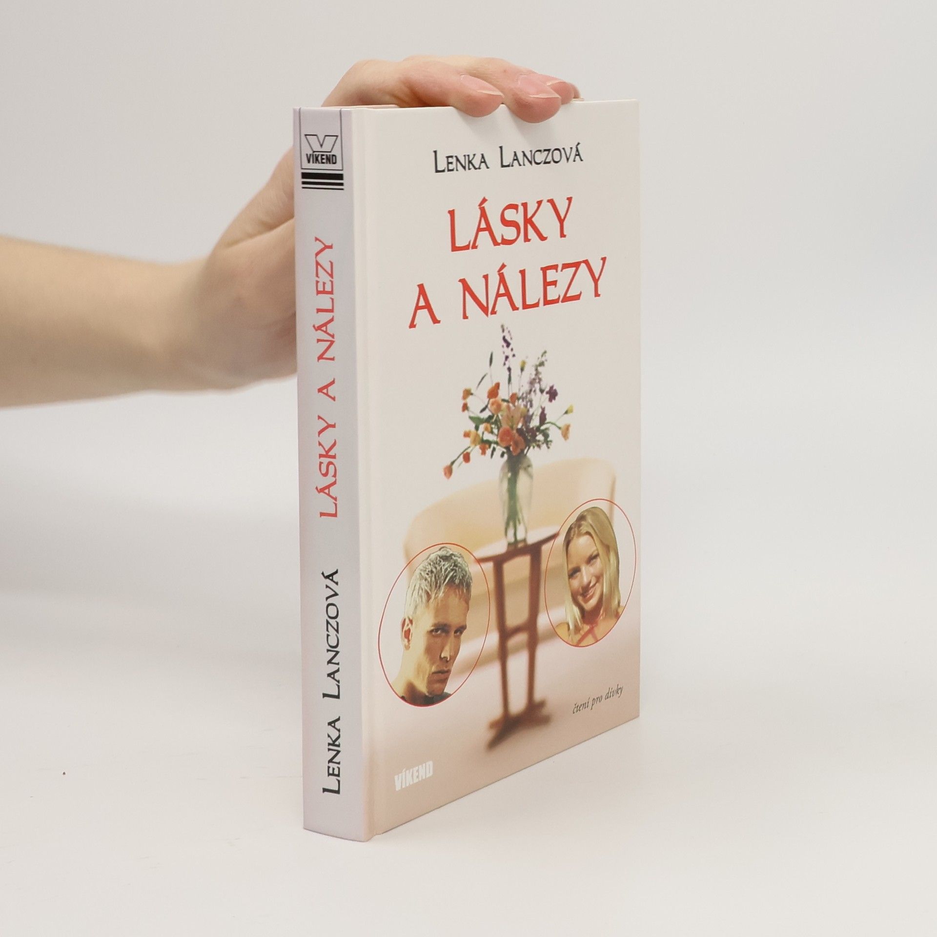 Lenka Lanczová Lásky a nálezy