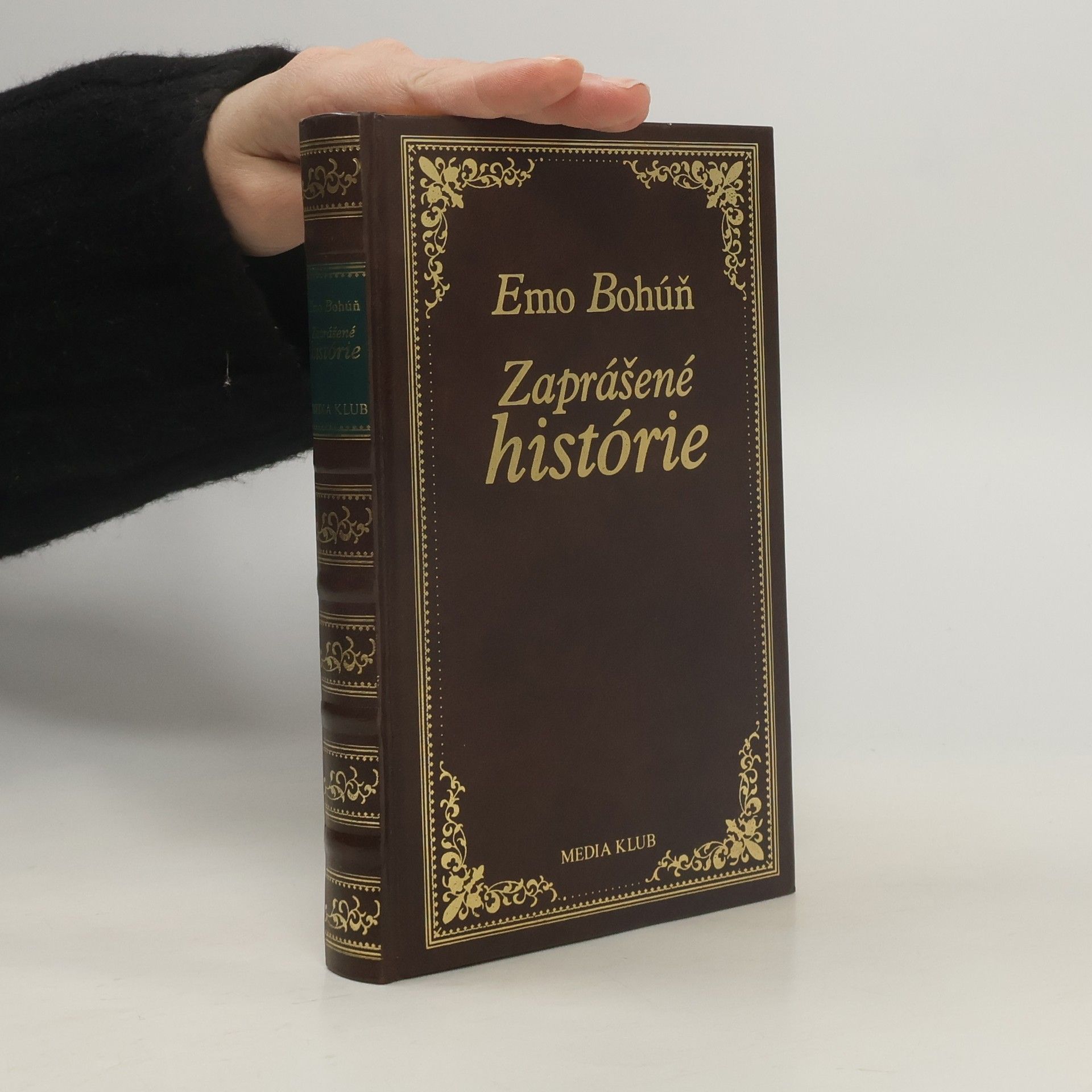 Zaprášené histórie