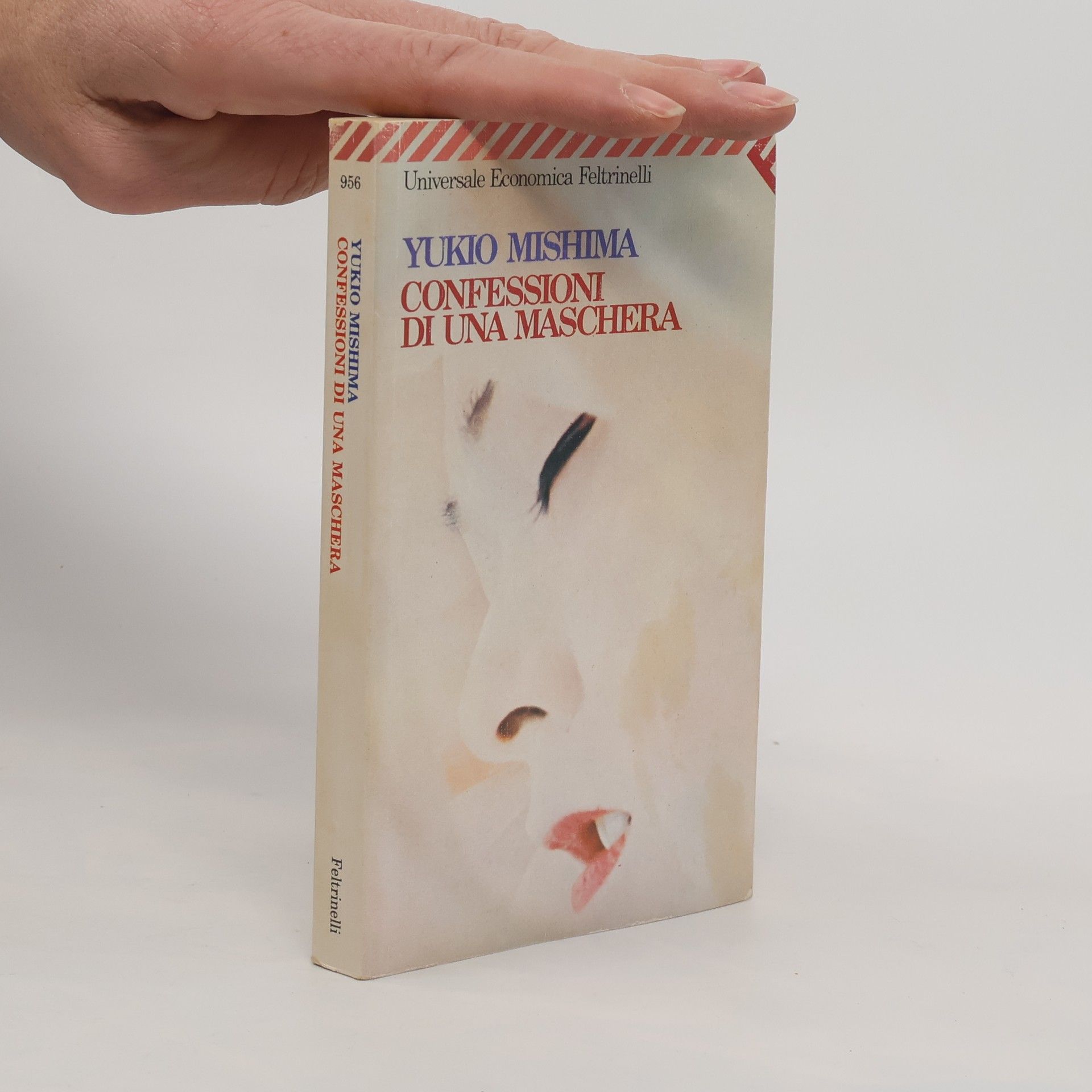 Jukio Mišima Confessioni di una maschera