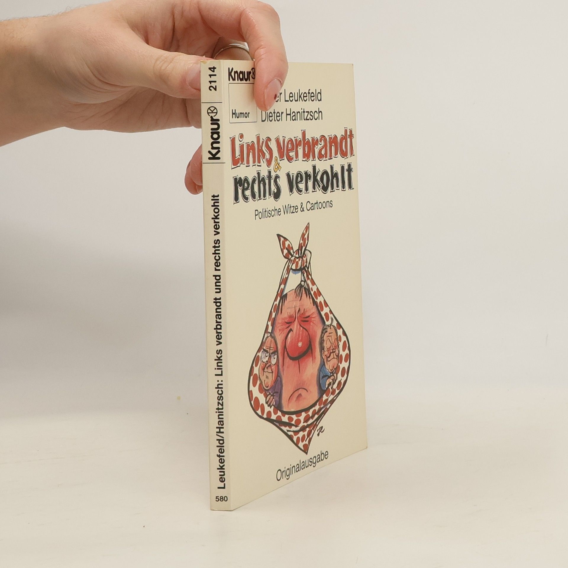 Links verbrandt und rechts verkohlt