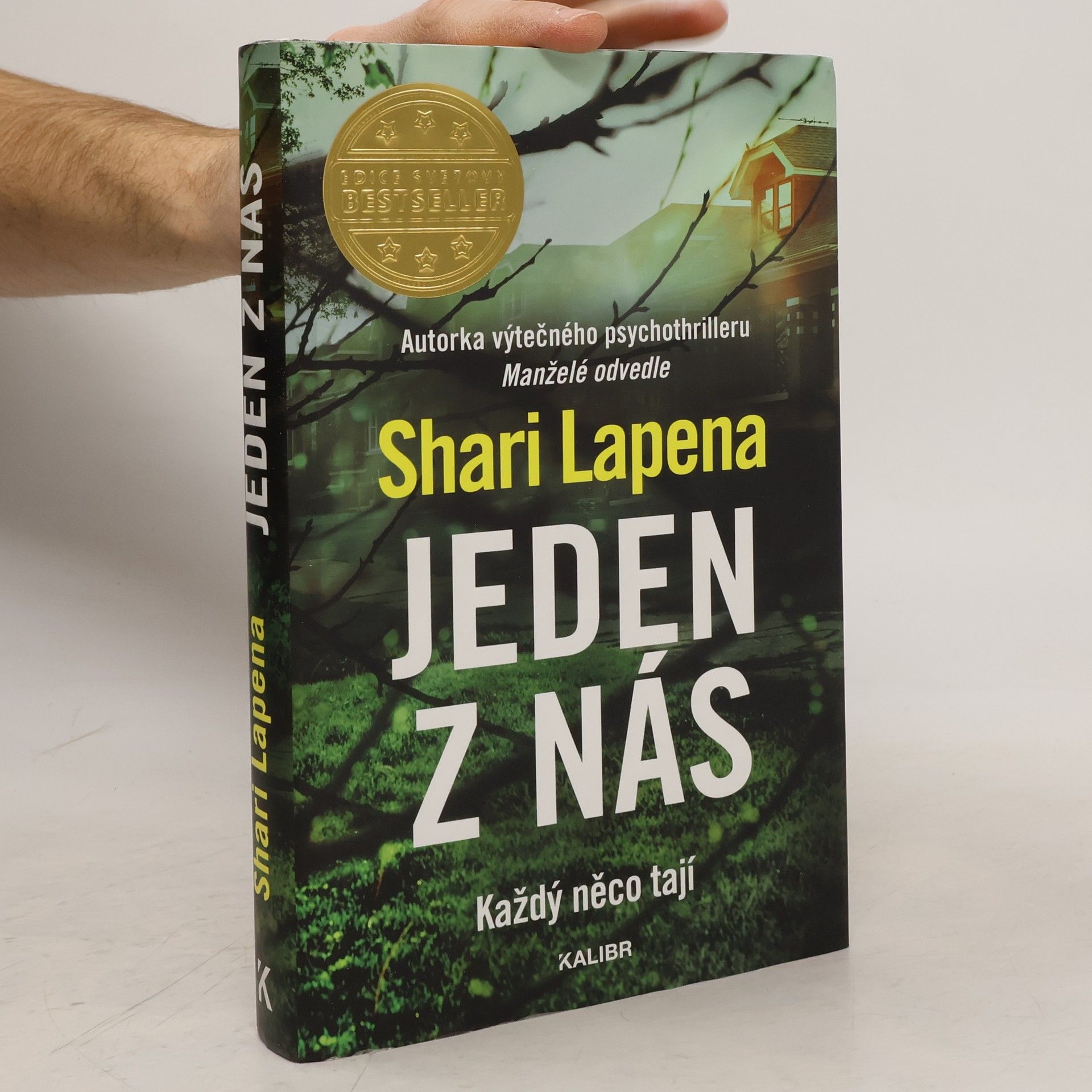 Shari Lapena Jeden z nás