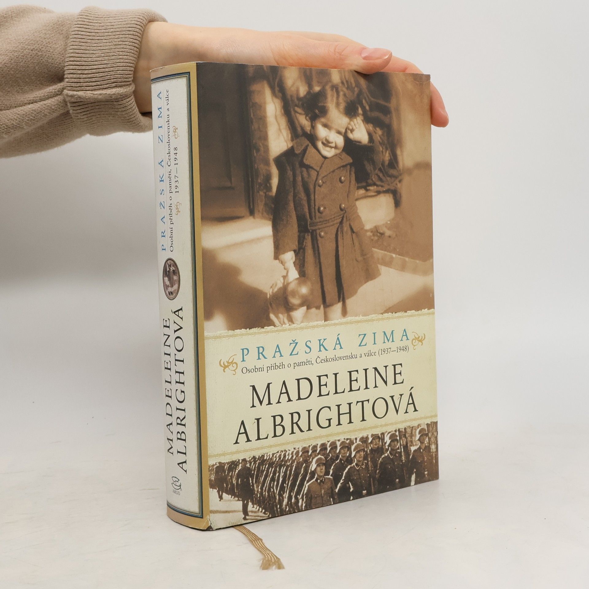 Madeleine Albright Pražská zima