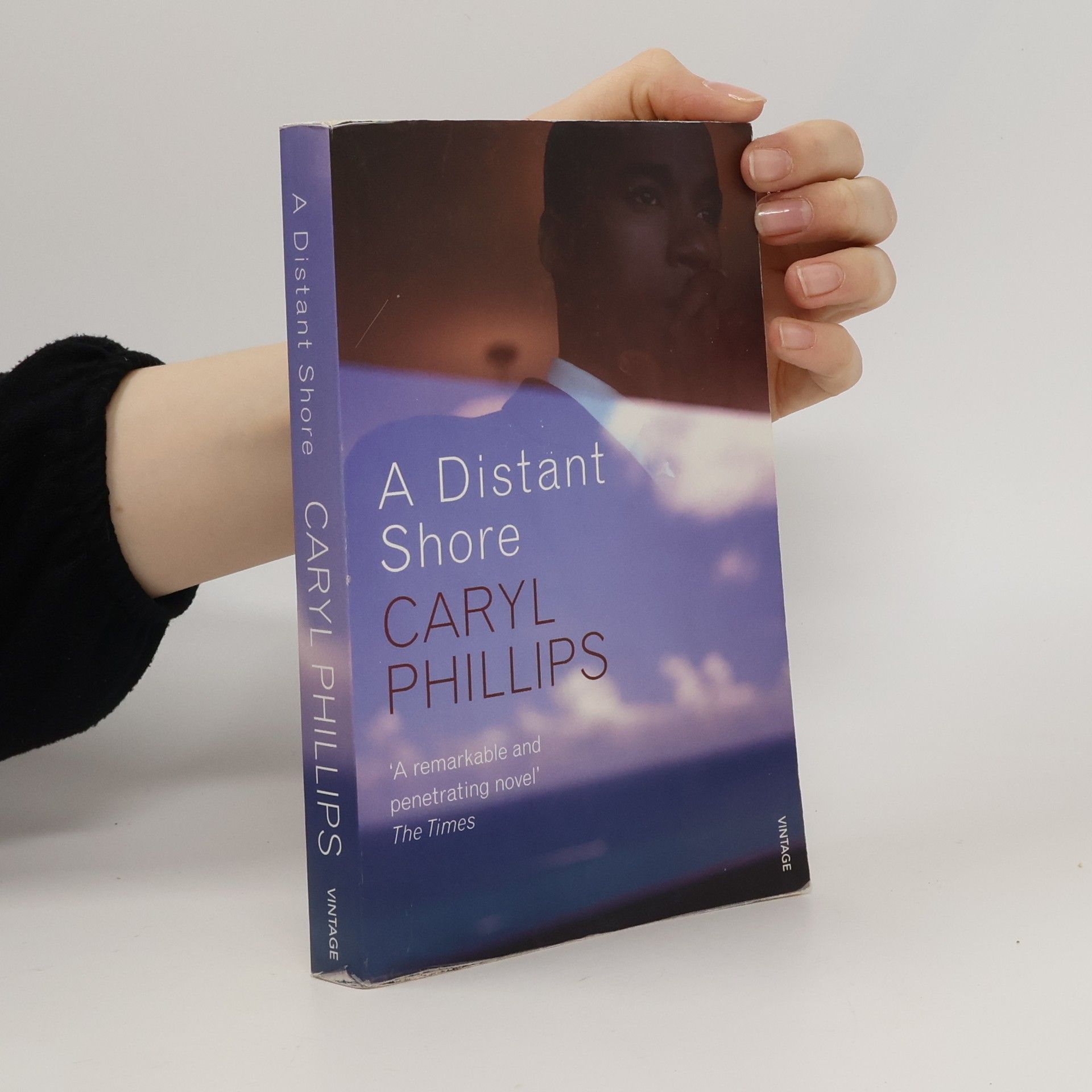 Carly Phillips A Distant Shore