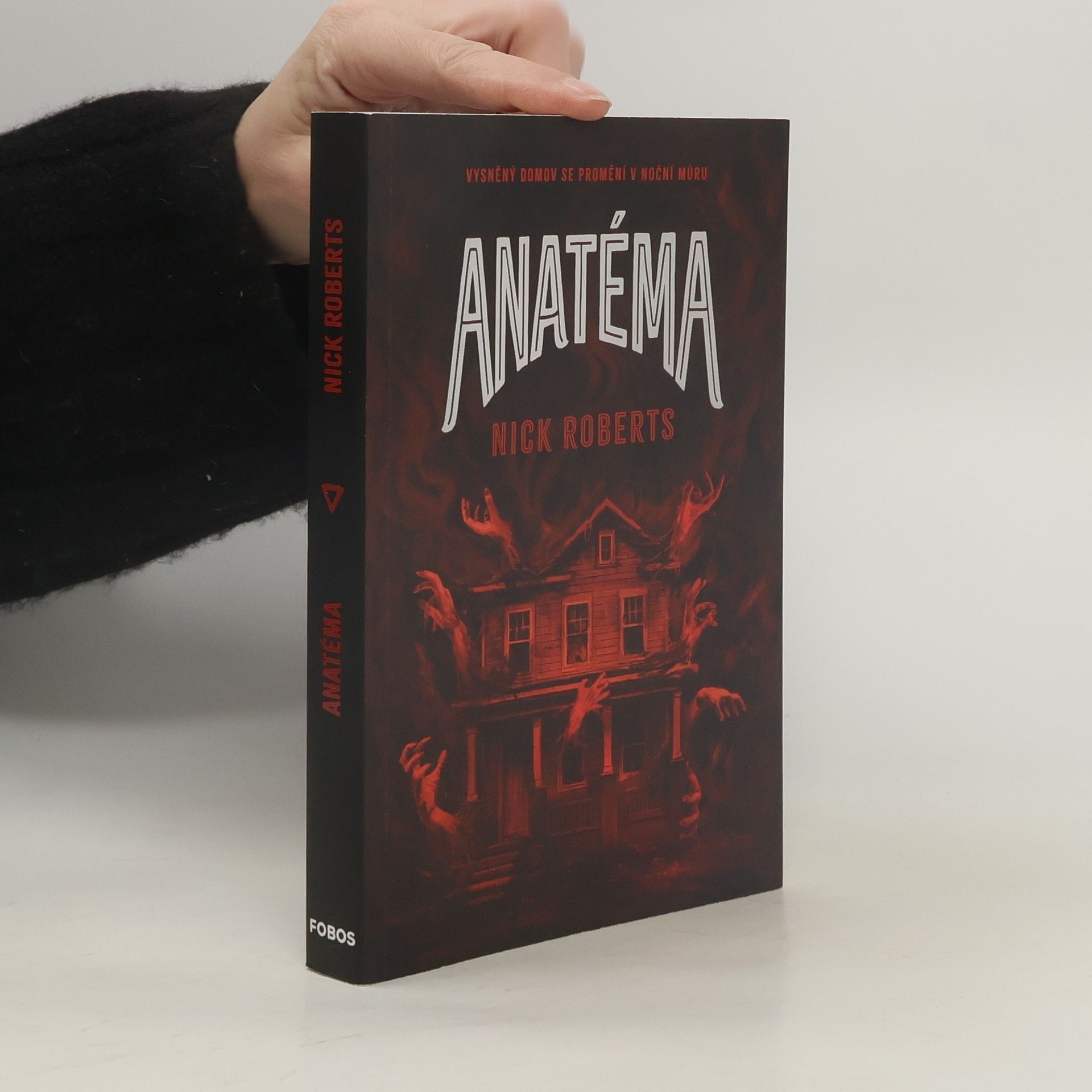 Nick Roberts Anatéma